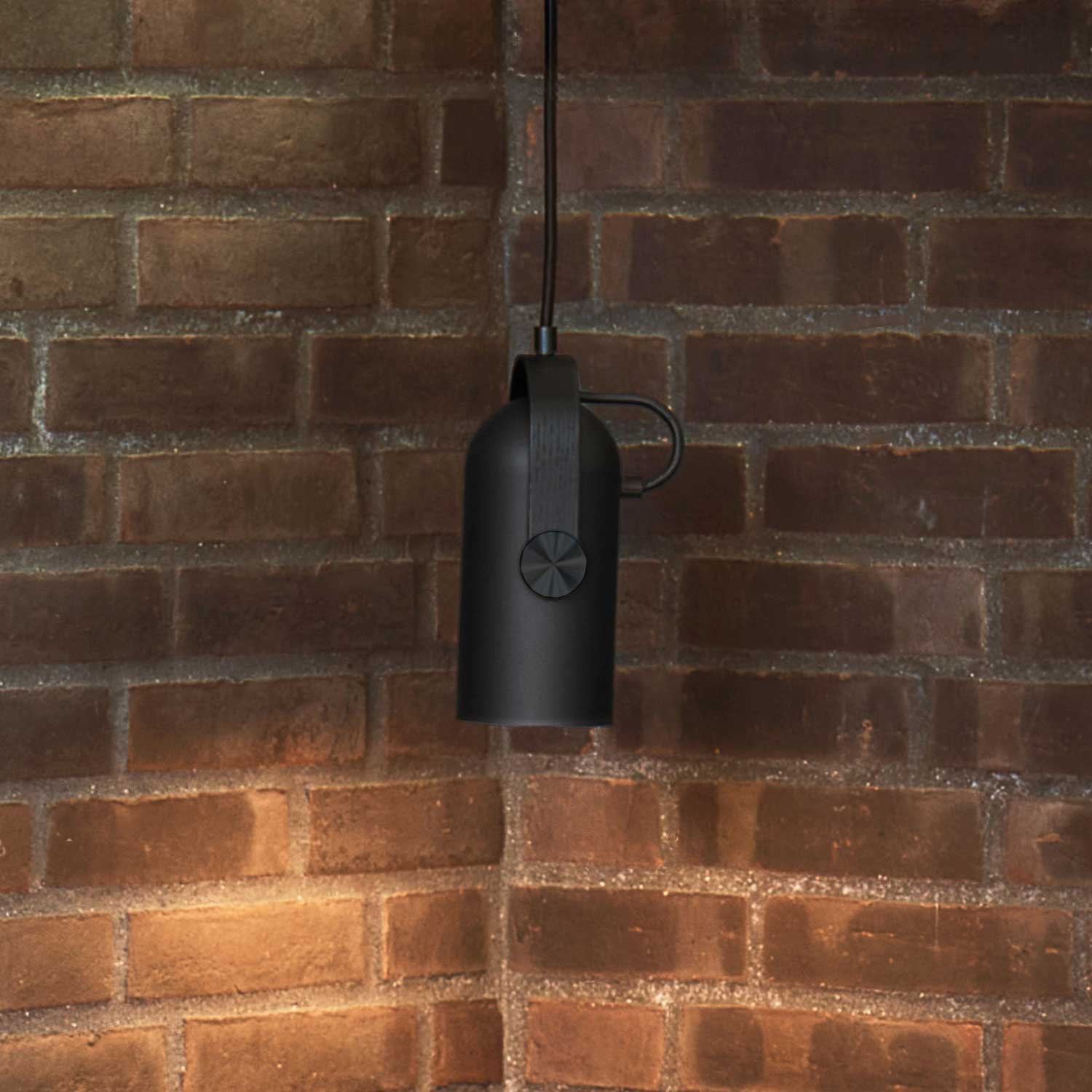 CARRONADE - Suspension projecteur bois et noir