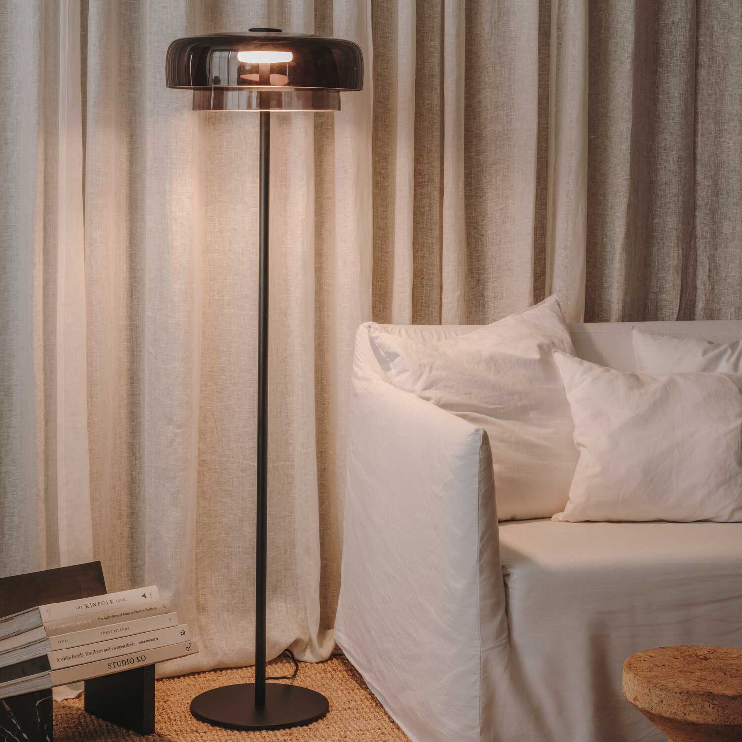 Levels 2 - LED floor lamp in glass design for bedroom