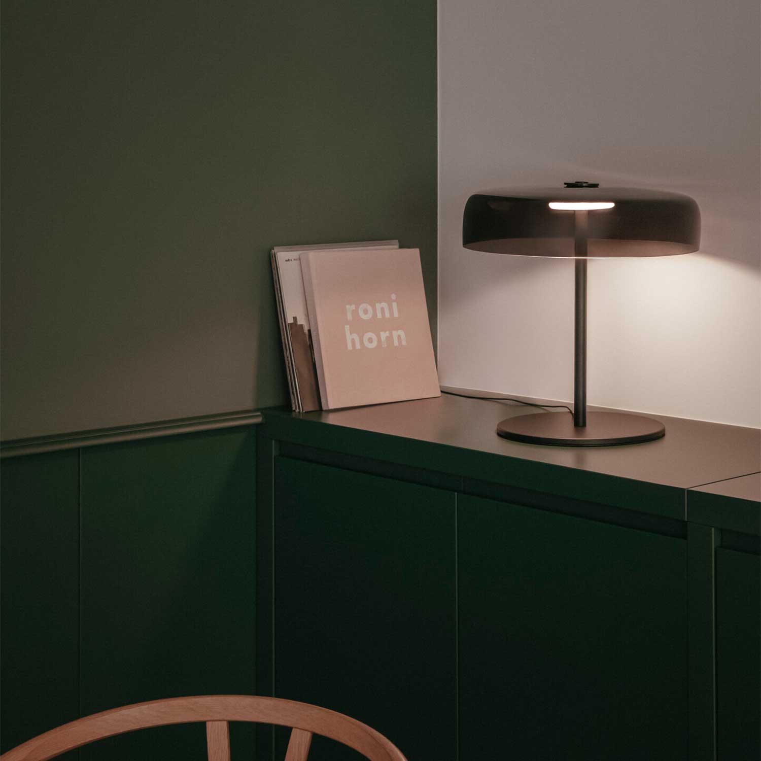 Levels 1 - LED bedside lamp in glass design for bedroom