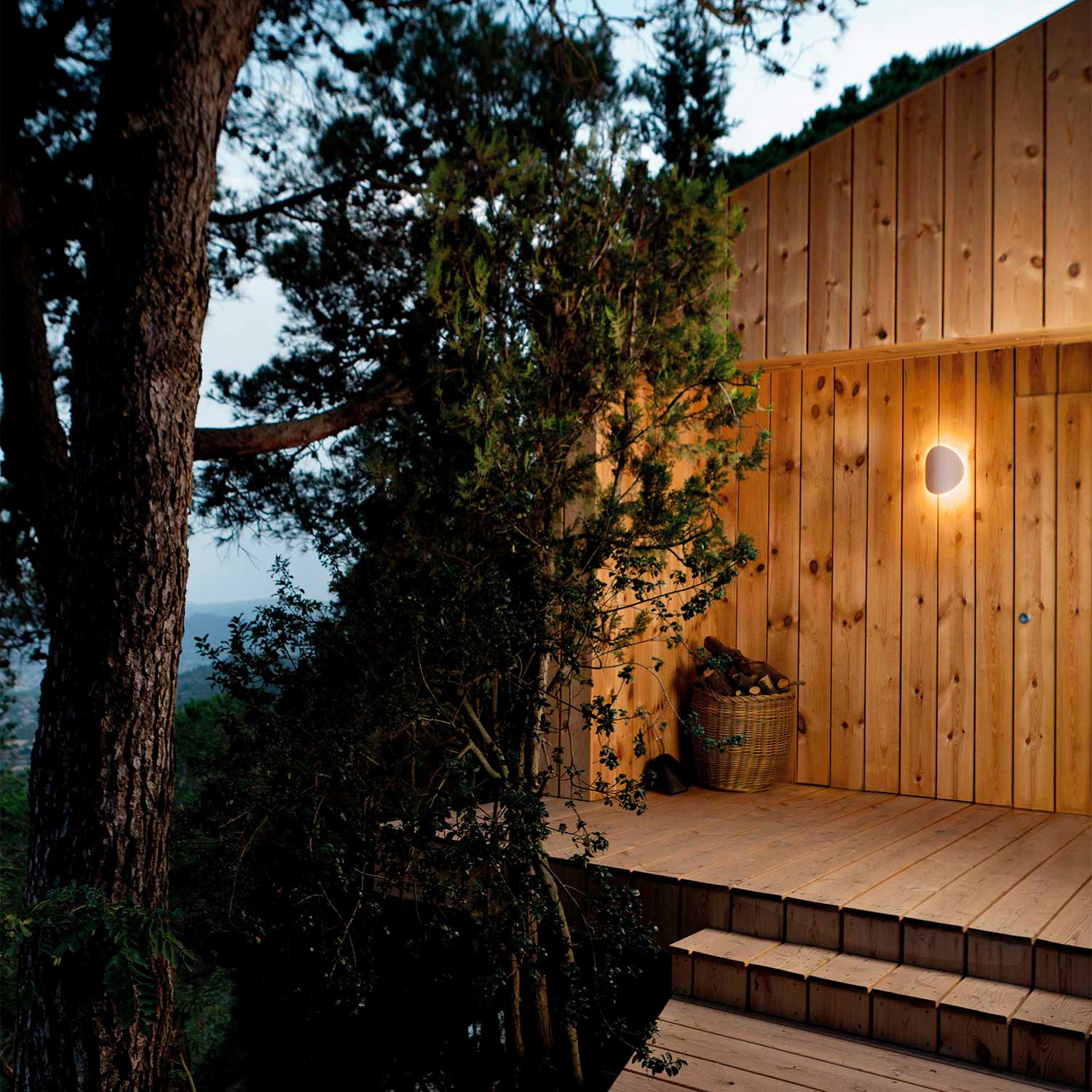 Lune - Aplique de pared exterior en acero diseño contemporáneo