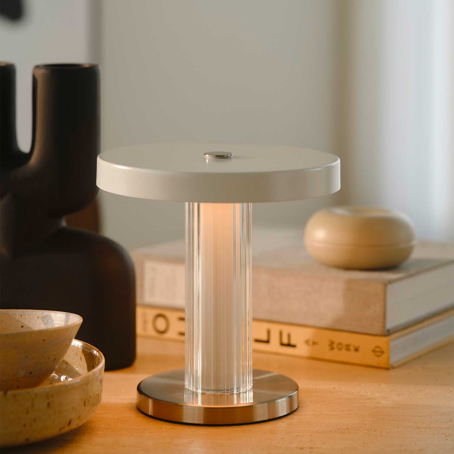 Trezzi - Lampe portable LED grise design vintage pour salon