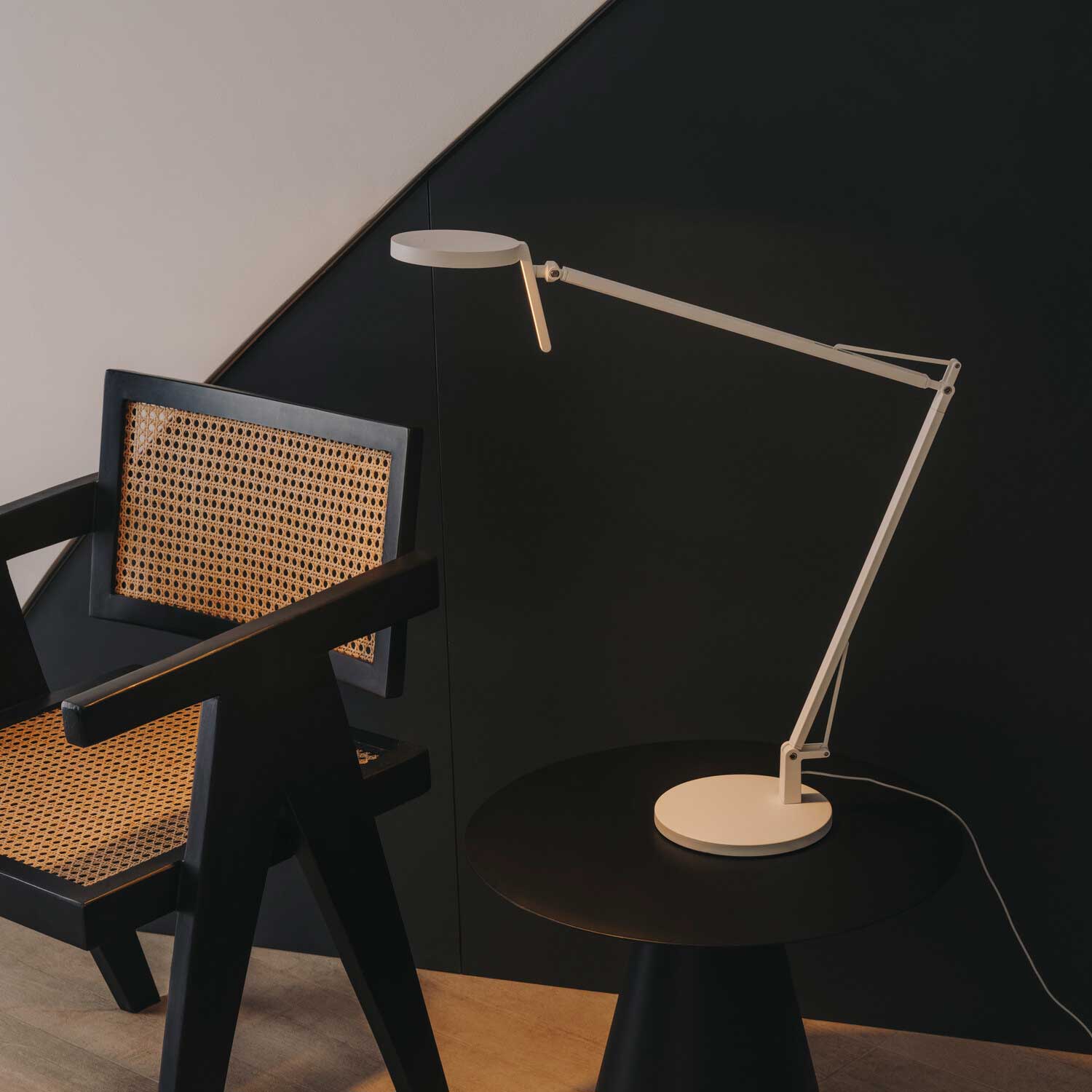 Maca - Lampe de bureau LED design minimaliste