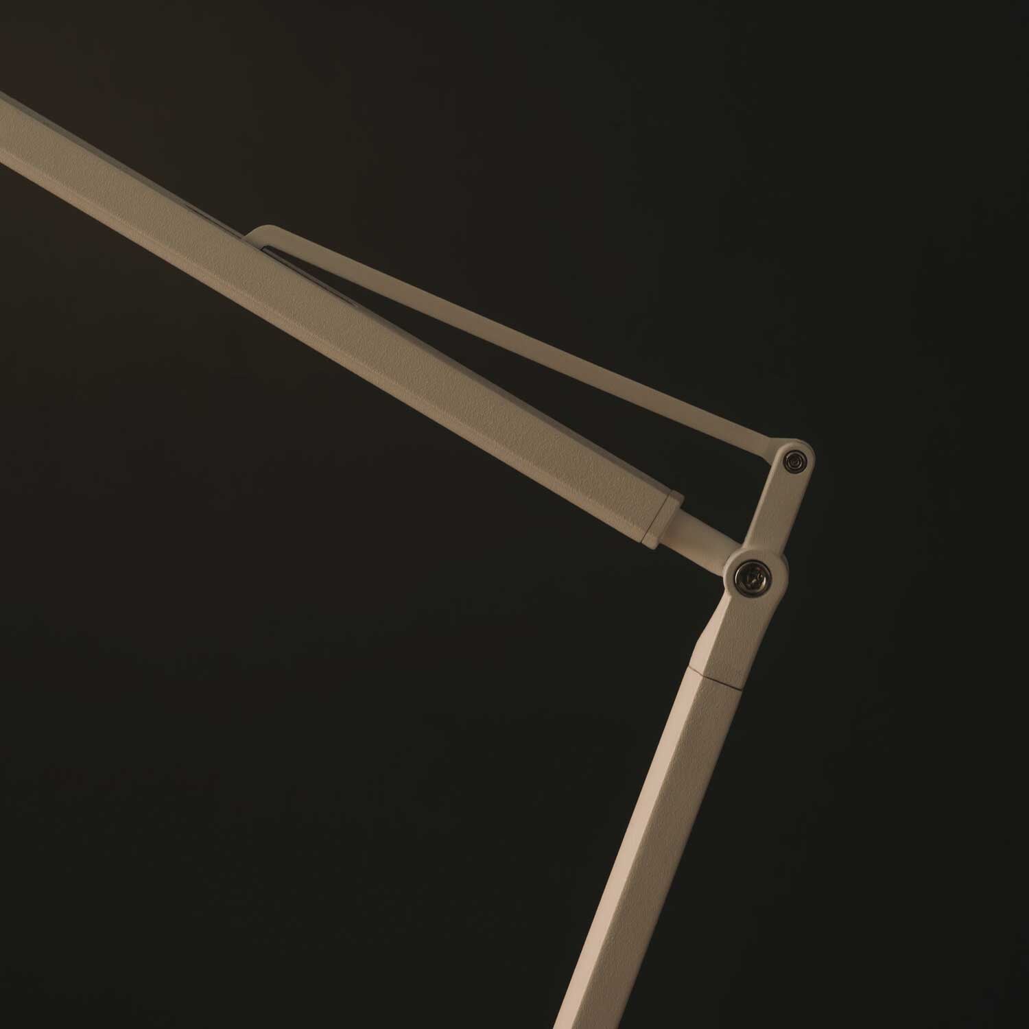 Maca - Minimalist design LED desk lamp