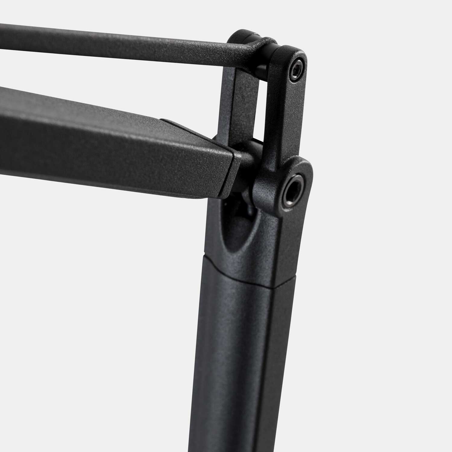 Maca - Minimalist design LED desk lamp