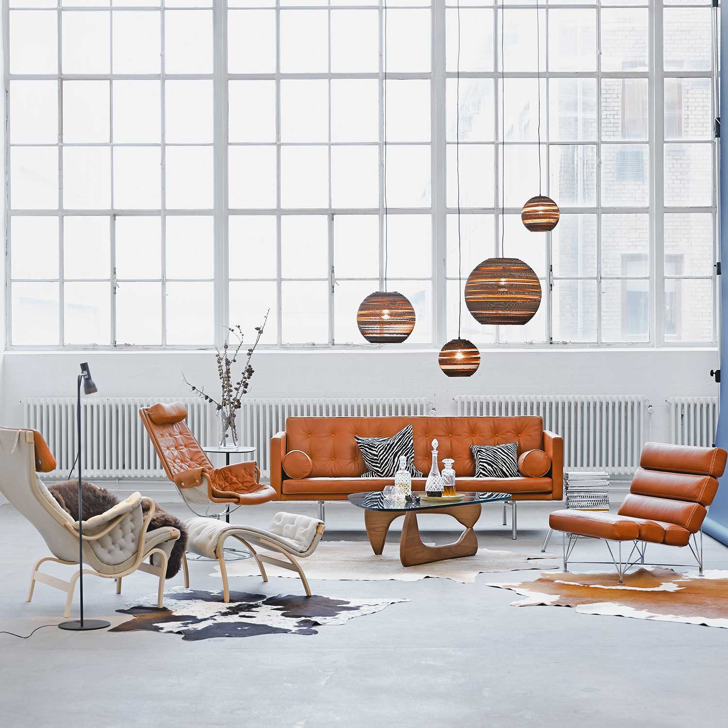 Scraplights Moon - Grande suspension boule en carton pour salon