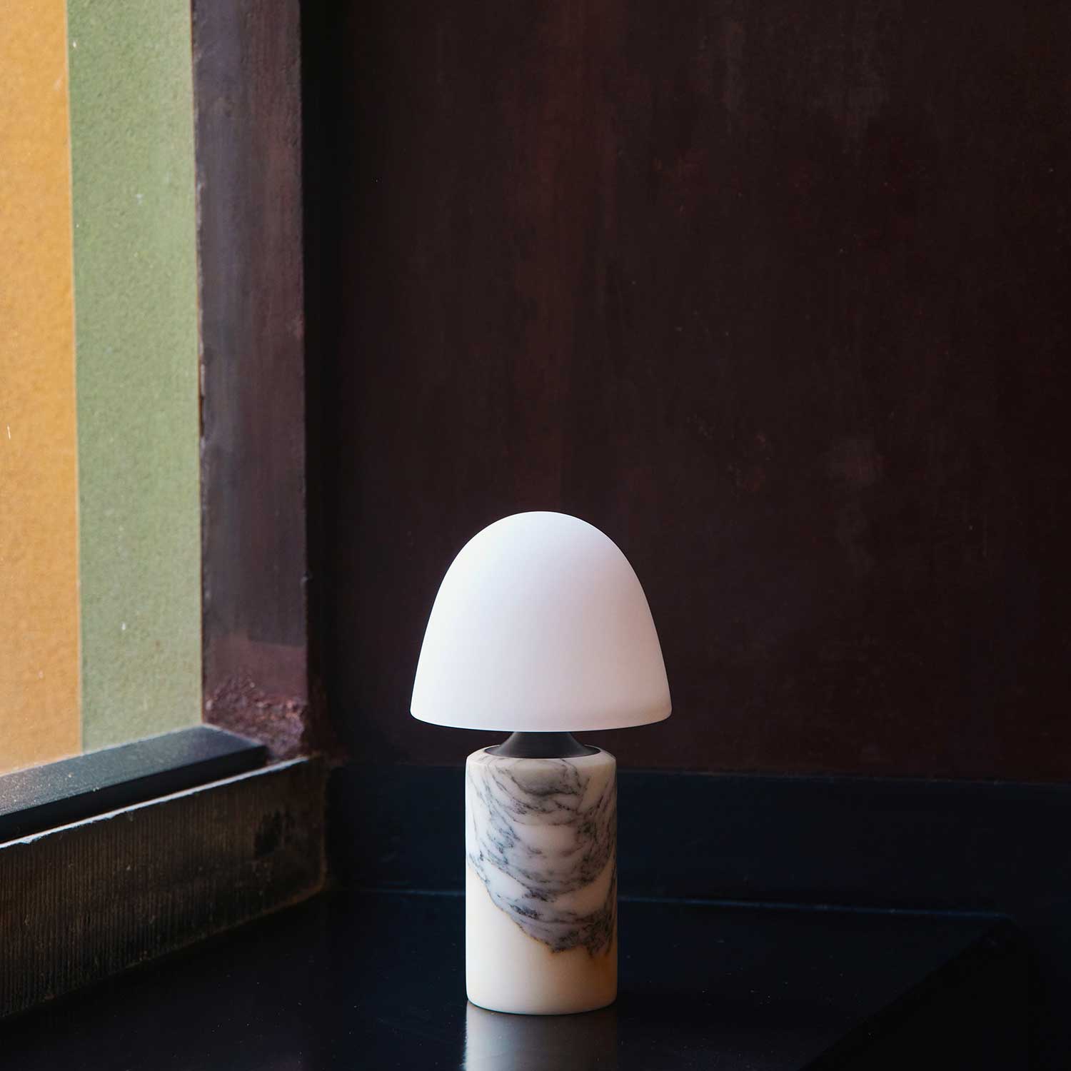 Fuse - Wireless design lamp in alabaster and brass