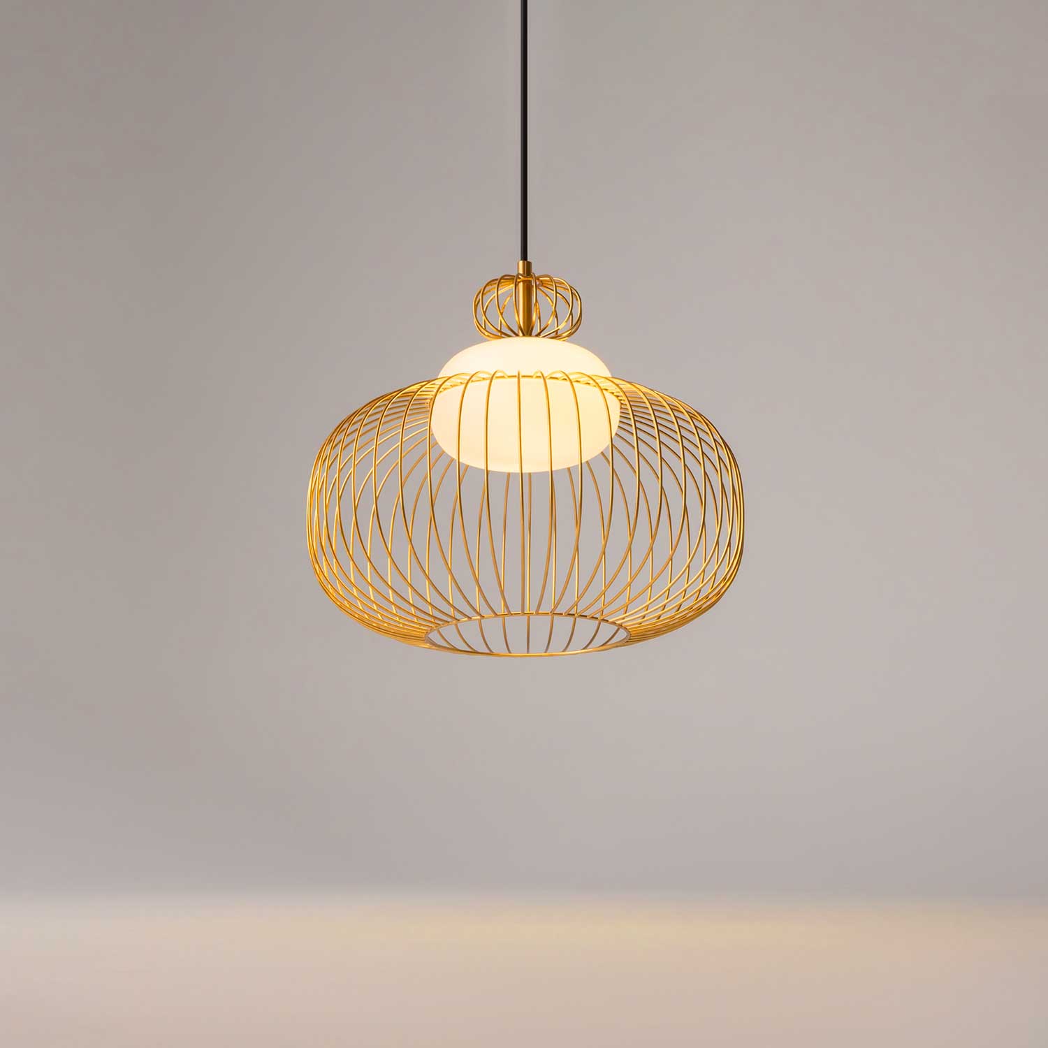 Levitation - Gold cage-shaped design pendant light