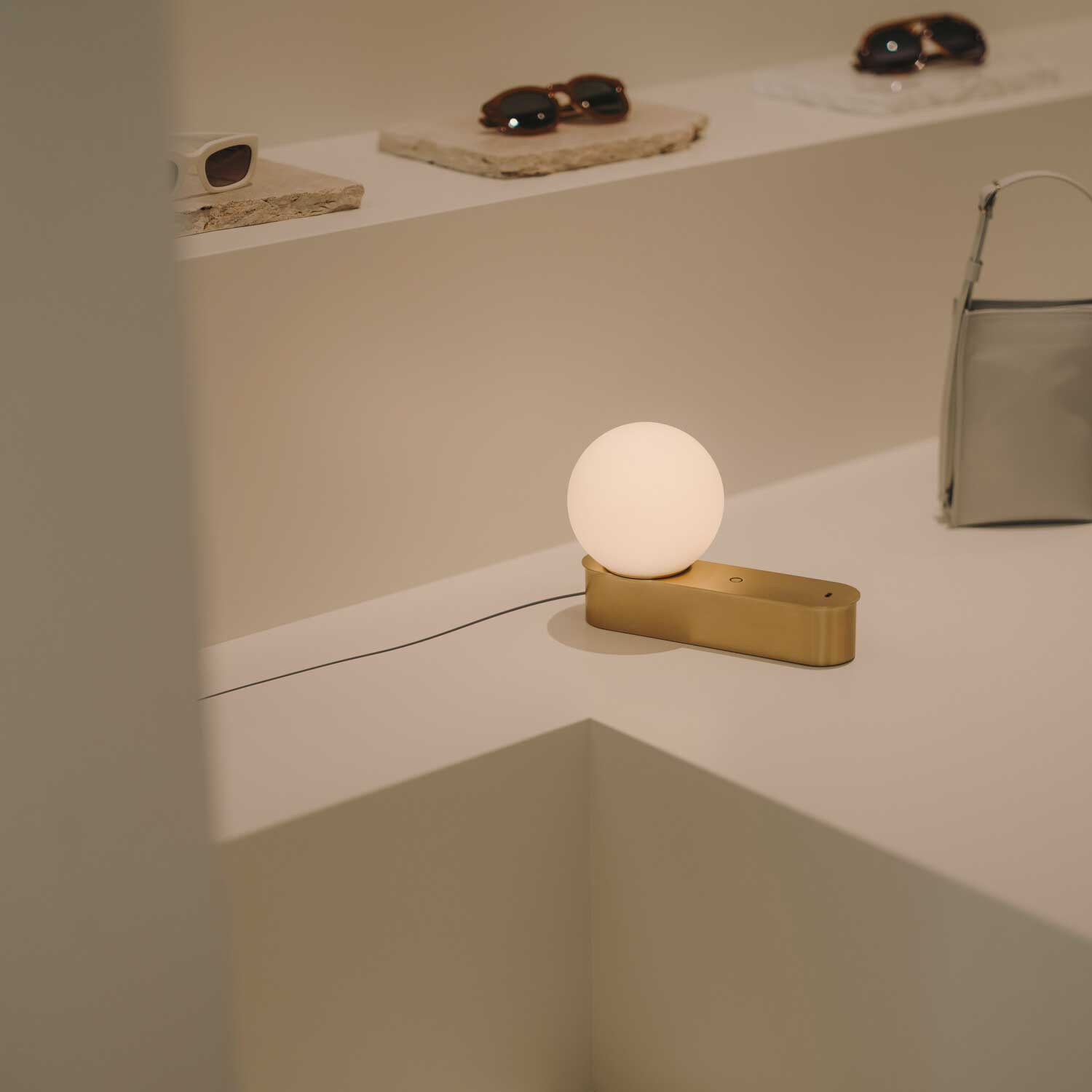 Perlina - LED-Nachtlicht mit Dimmer und USB-C-Ladegerät