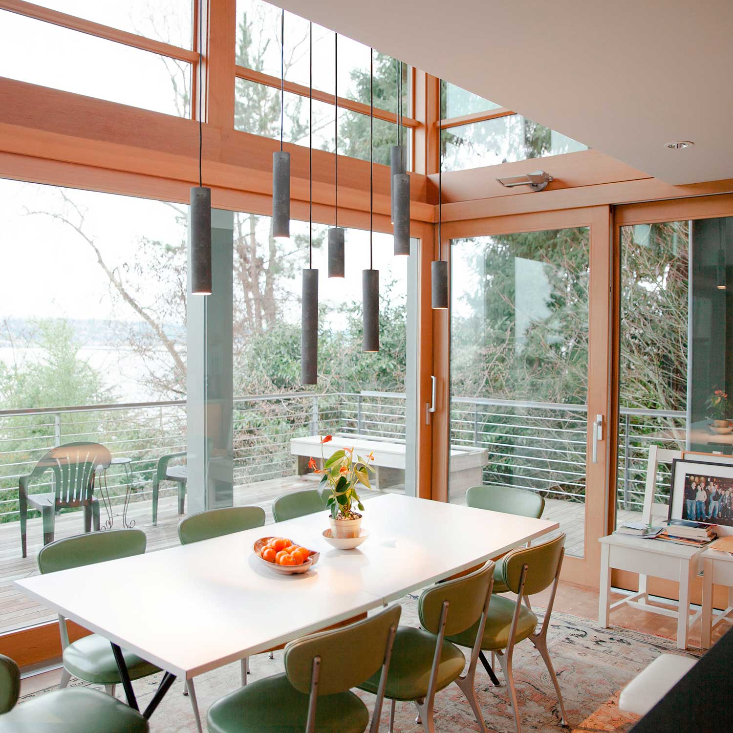 Roest Vertical - Lampadario moderno da soffitto alto in acciaio arrugginito stile industriale