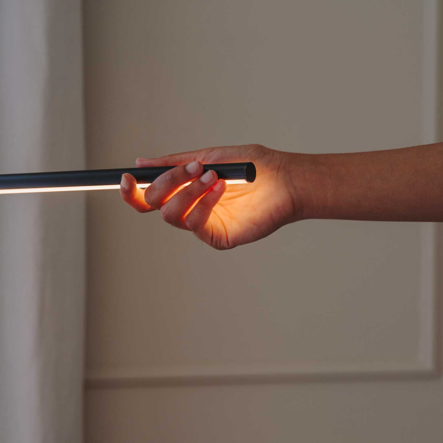 Tubs - Lampadaire LED design minimaliste pour salon