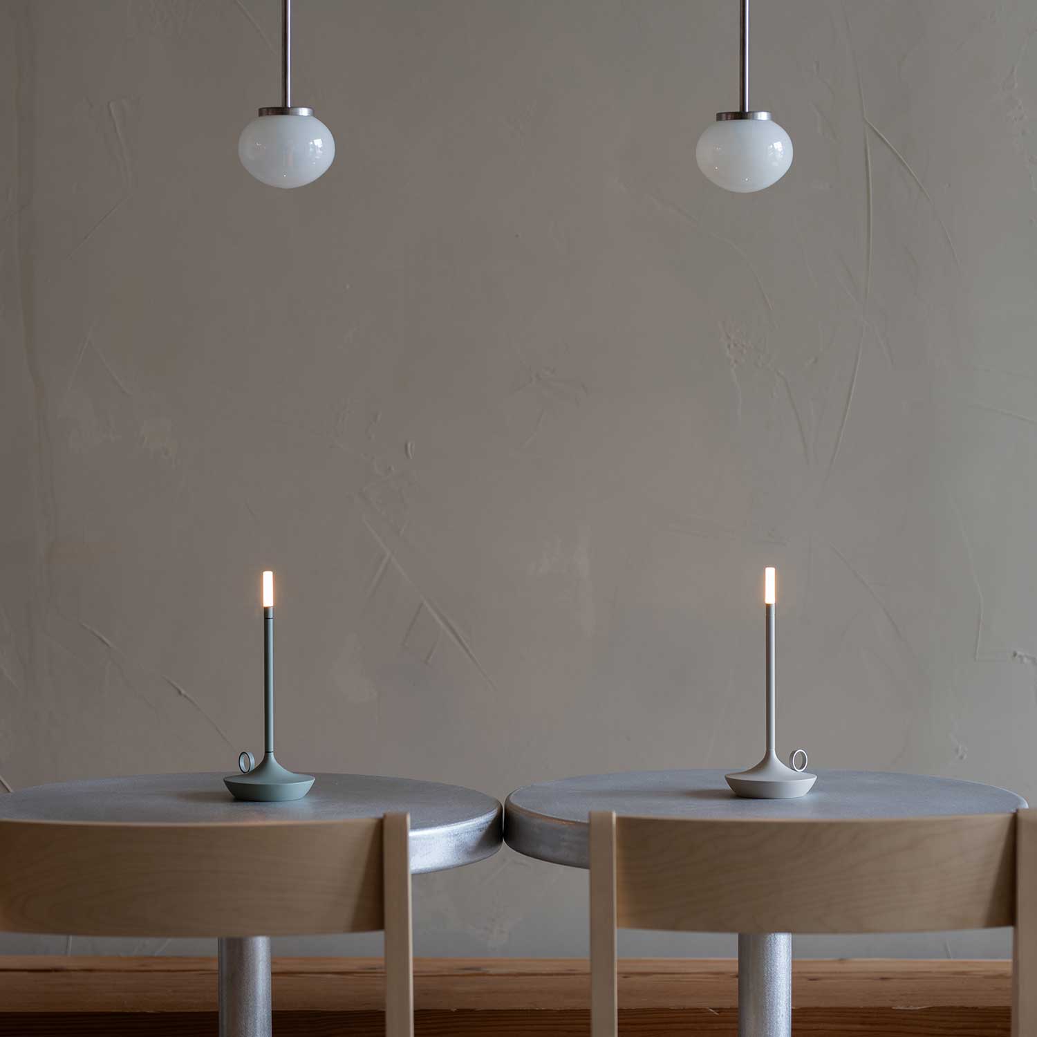 Wick - Переносная беспроводная перезаряжаемая лампа в форме свечи