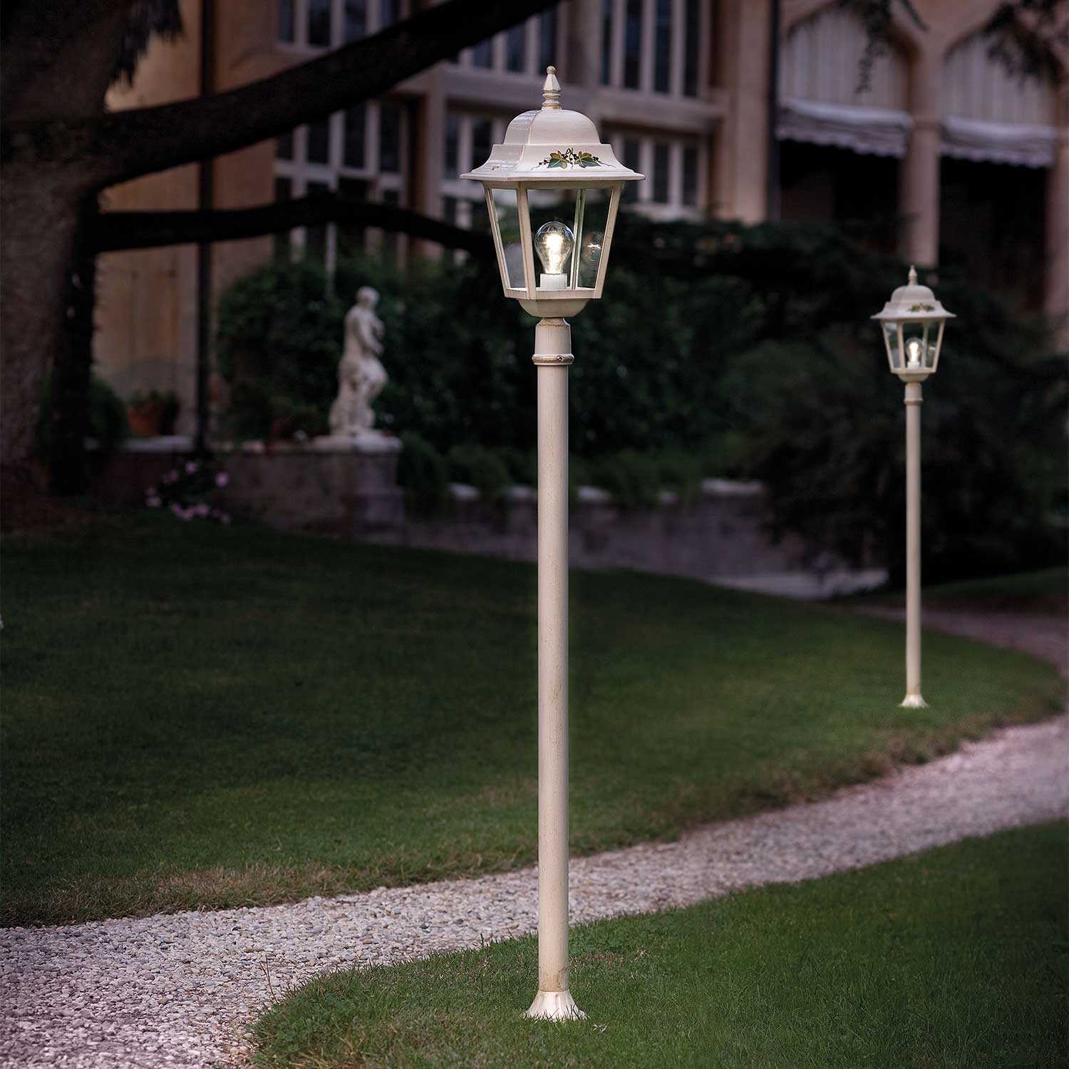 Gorizia - Lampadaire blanc extérieur design italien