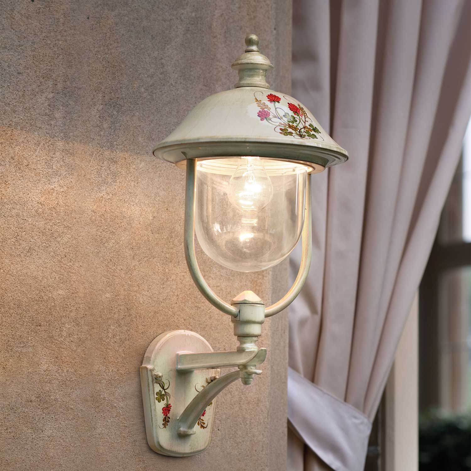 Bari - Applique murale blanche extérieure style baroque