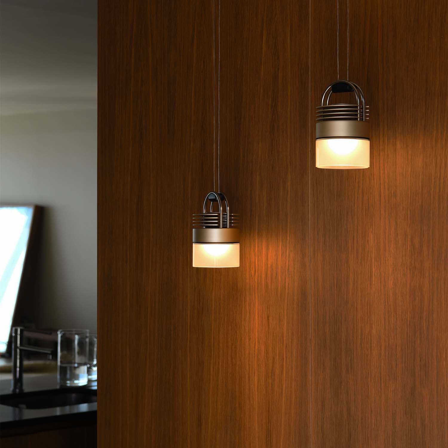 AIRMOD Glass - Contemporary suspension in steel and glass