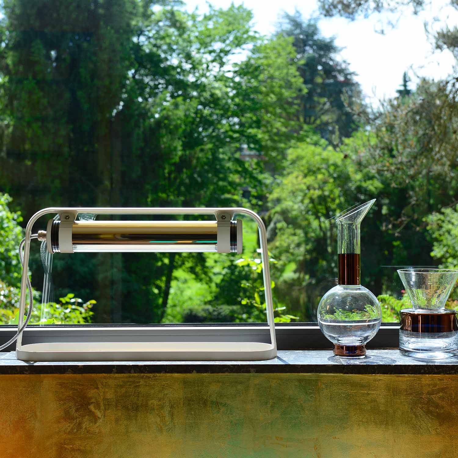 ASTRUP - Промышленная настольная лампа с защитой от влаги IP44