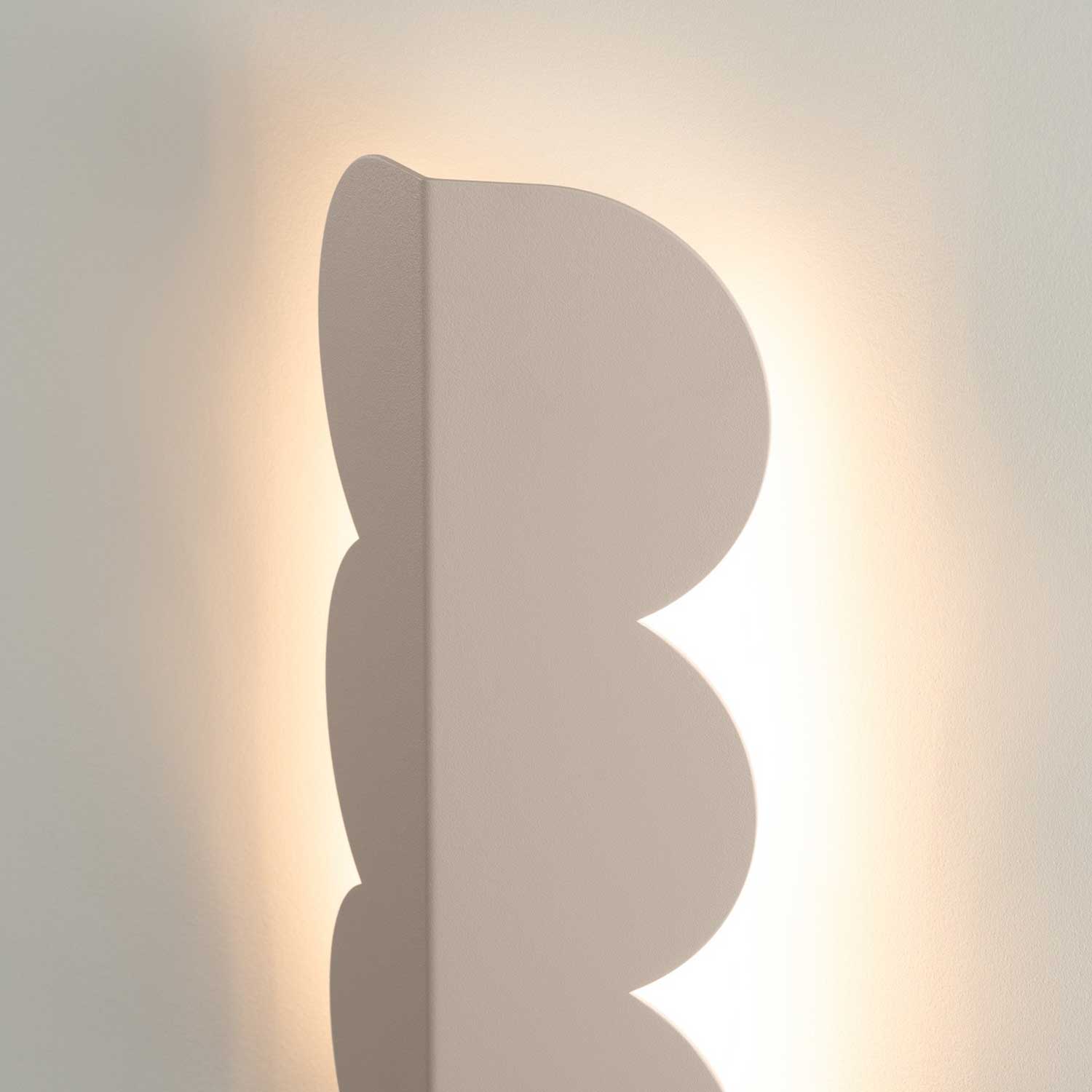 Auva - Designer wall sconce for contemporary living room