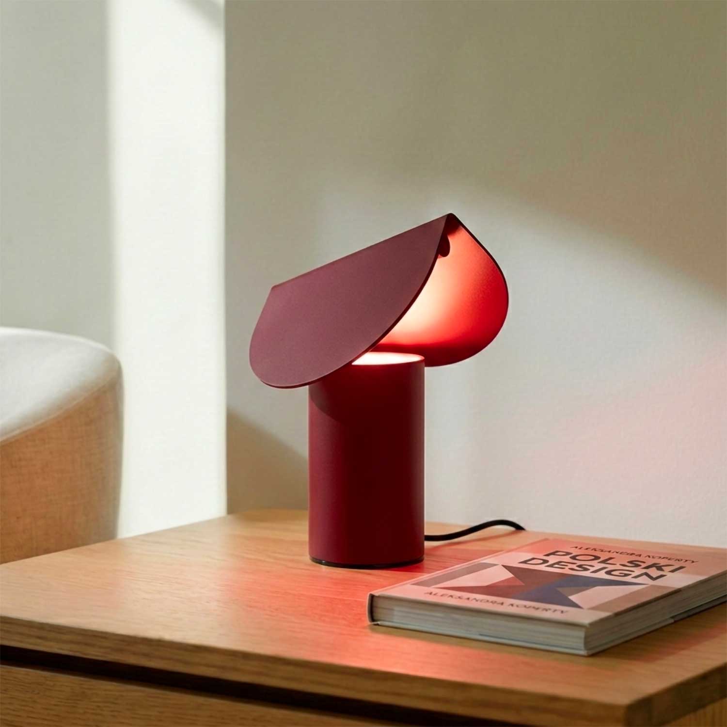 Auva - Lampe à poser LED design en acier coloré style contemporain