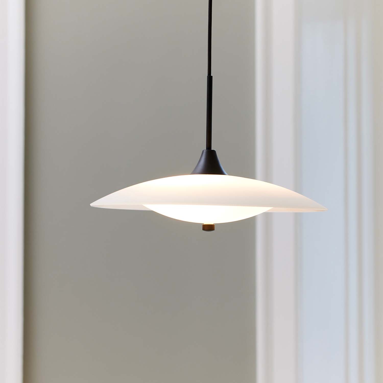 BARONI - Lámpara colgante vintage de diseño en vidrio opaco