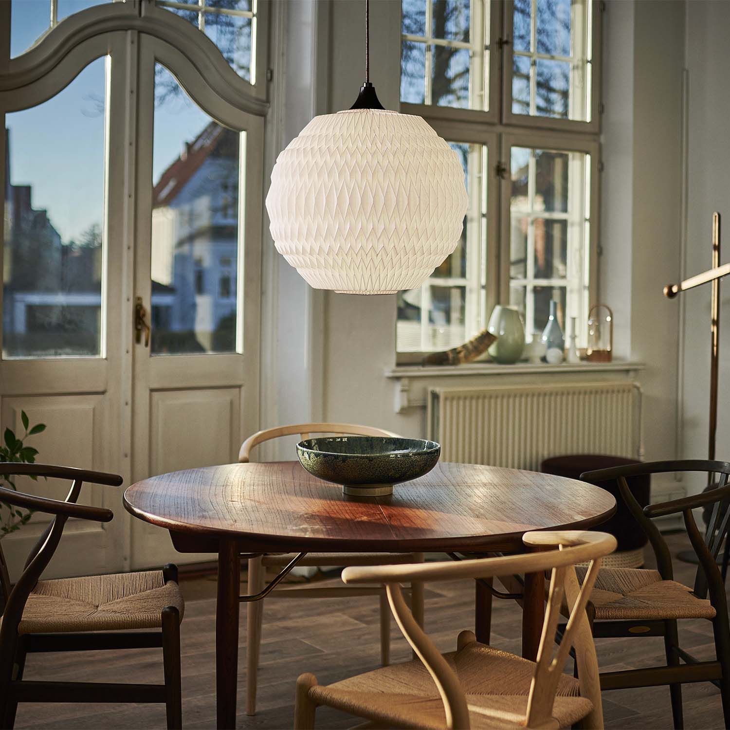 CALEO 3 - Suspension en papier plissé fabriqué à la main