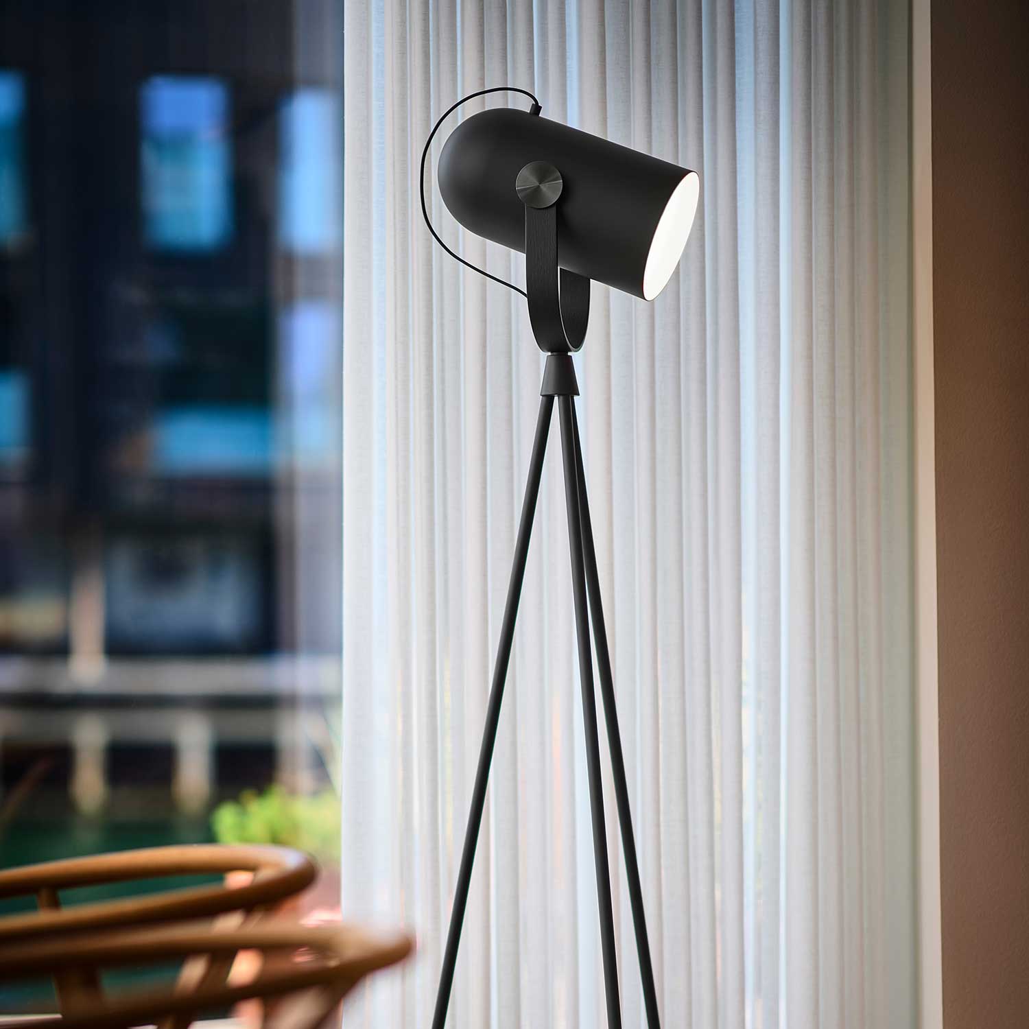 CARRONADE – Vintage-Projektor-Stehlampe, Wohnzimmer oder Schlafzimmer für Erwachsene
