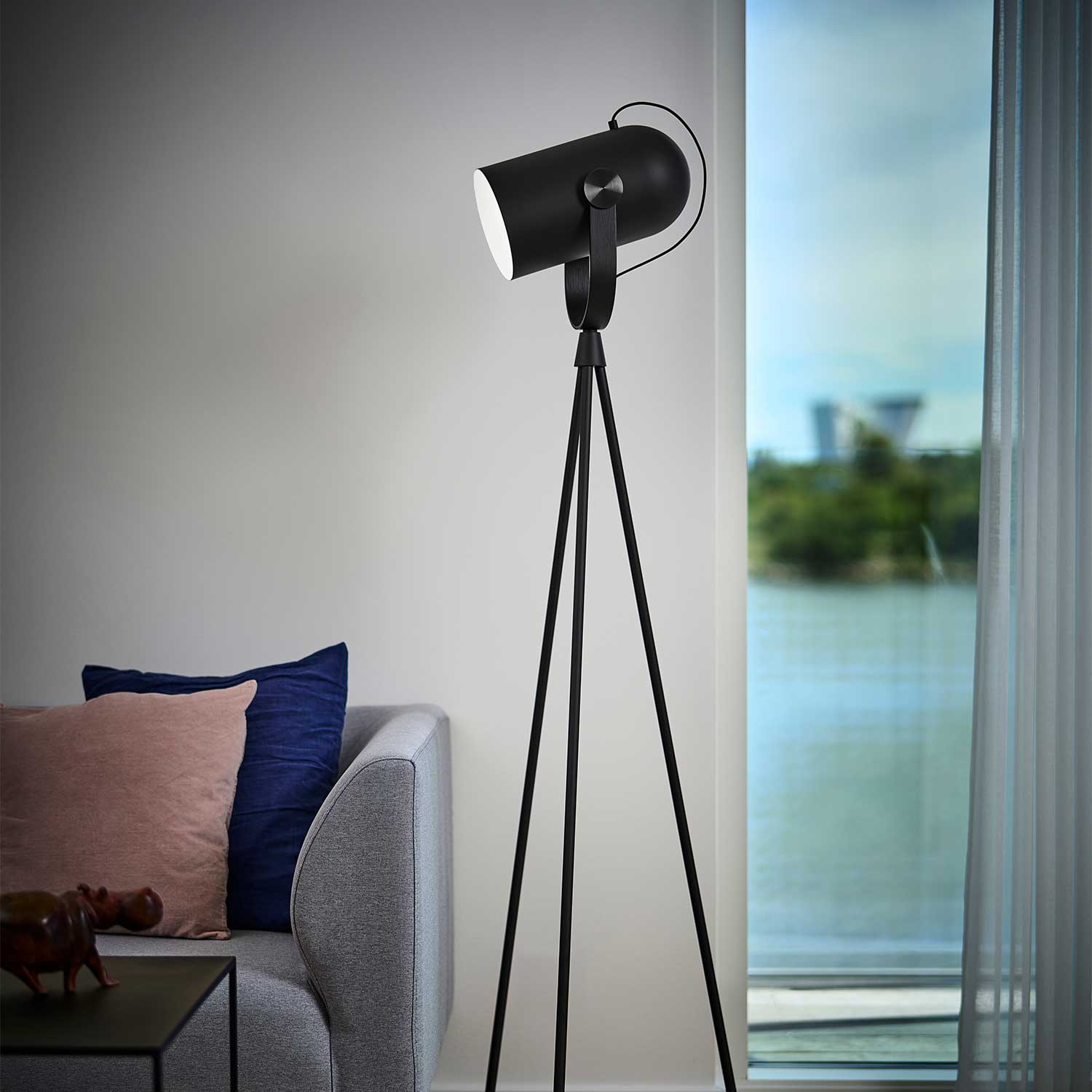 CARRONADE – Vintage-Projektor-Stehlampe, Wohnzimmer oder Schlafzimmer für Erwachsene