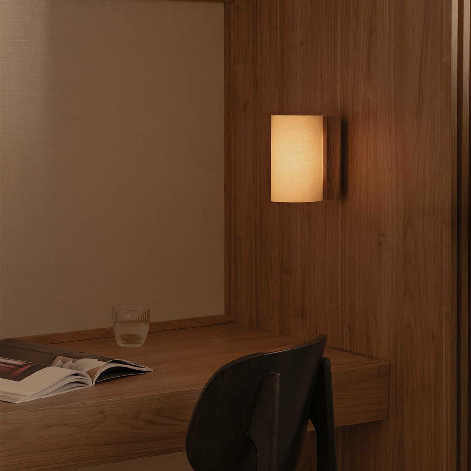 Cata - LED wall light in walnut and fabric design