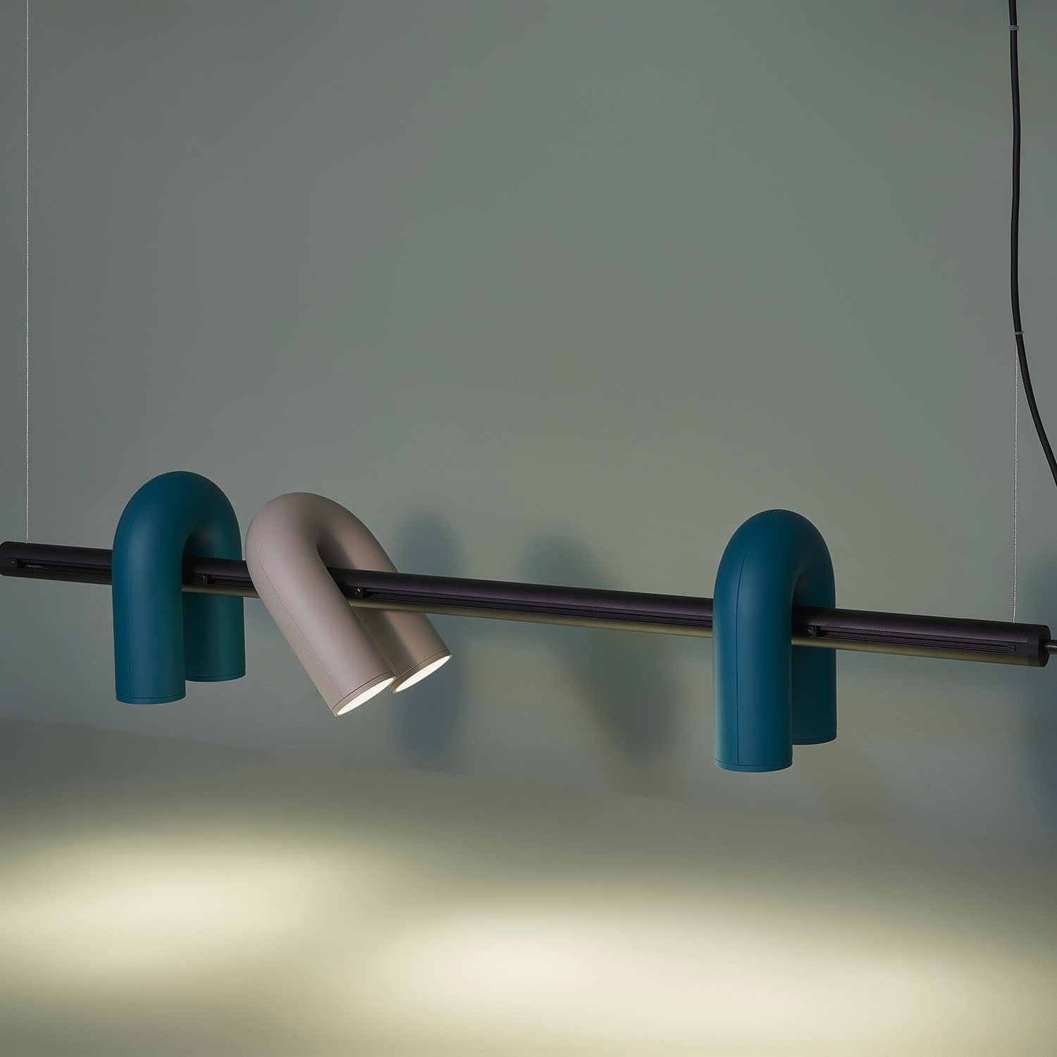 CIRKUS - Suspension rail en forme de U, design et coloré