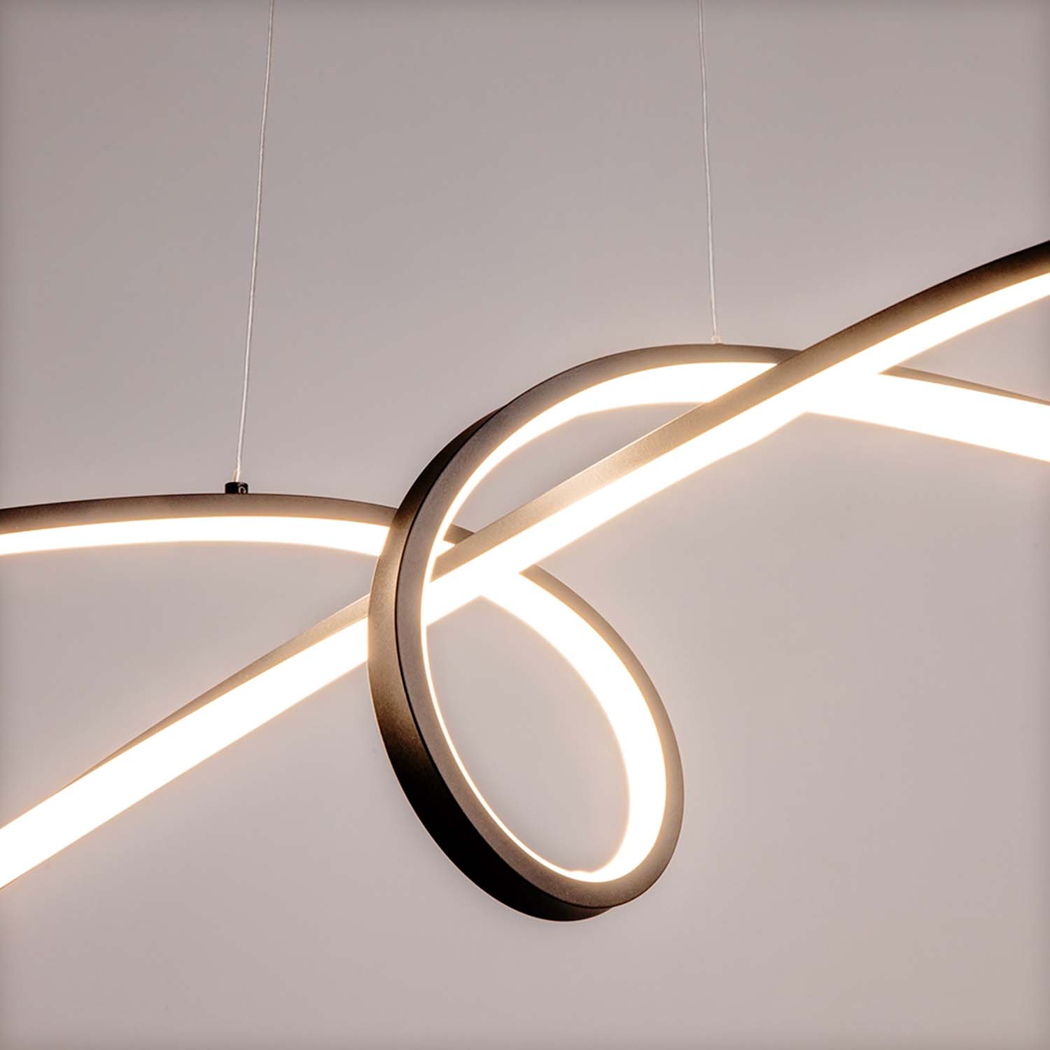 CURVE - Suspension knot LED integrated design