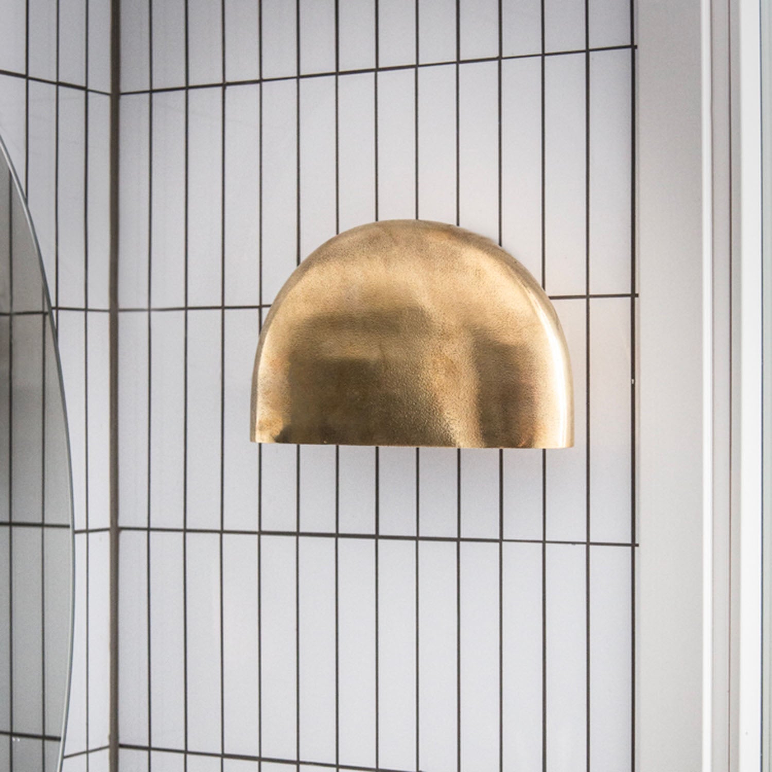 DIGGS - Aplique de pared cúpula en latón vintage antiguo