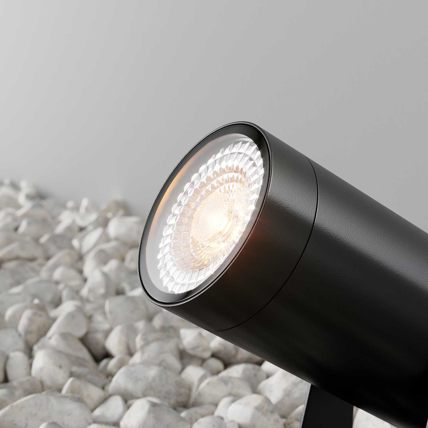 Scope - Outdoor black steel spike spotlight