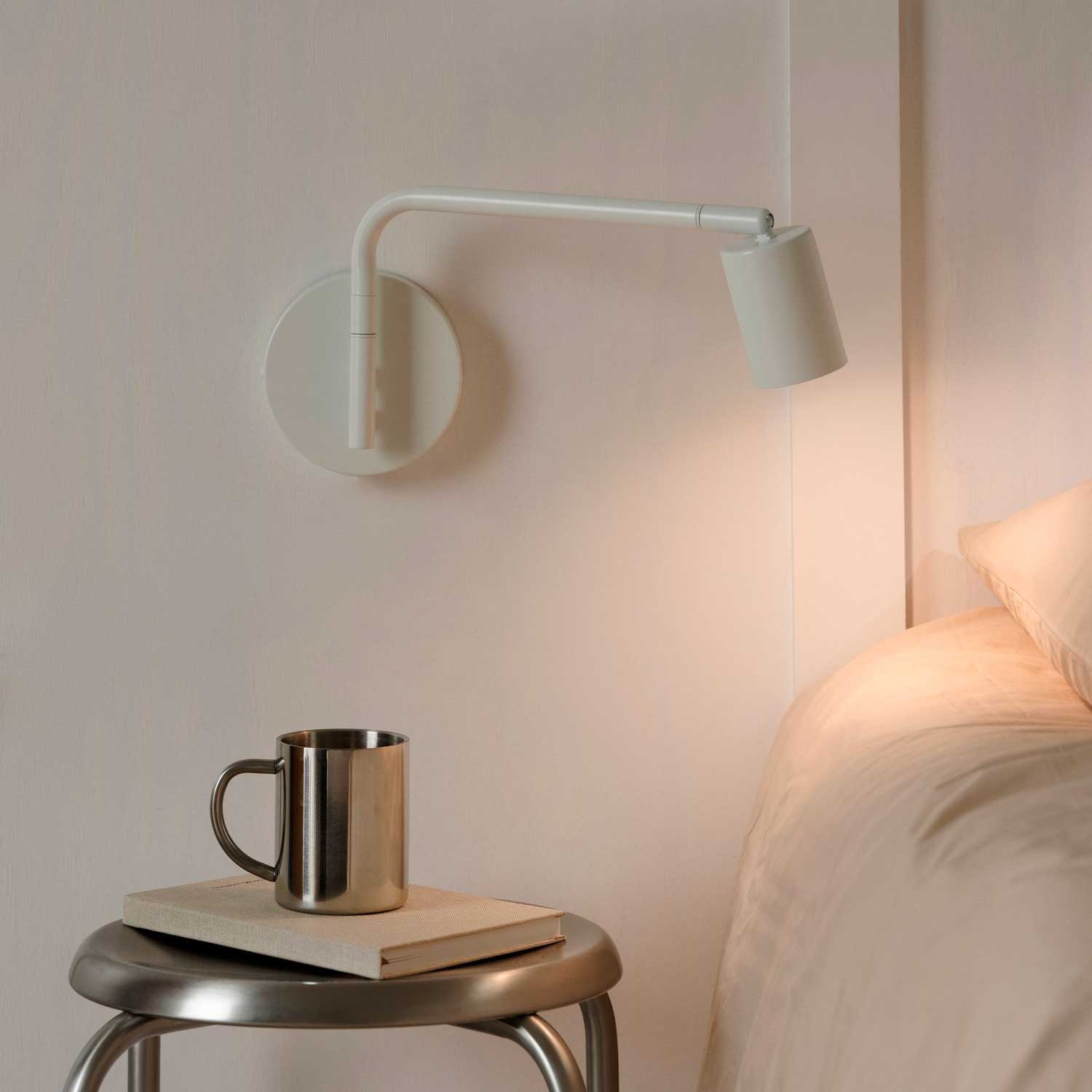 Explore long - Applique murale de chevet orientable pour chambre