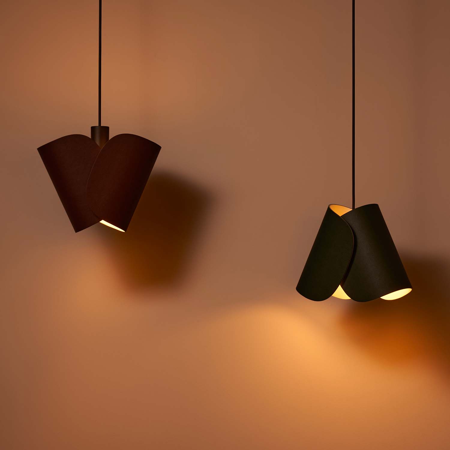 FLIP - Sospensione reversibile in pelle vegana