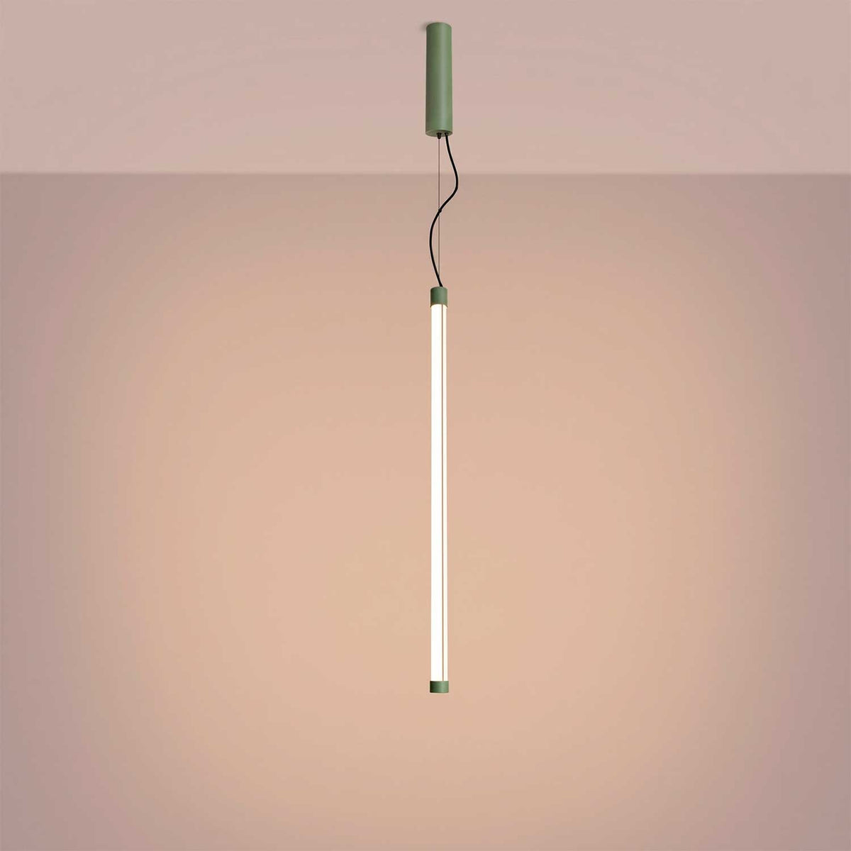 LeTube - Suspension LED en acier et PVC, style minimaliste