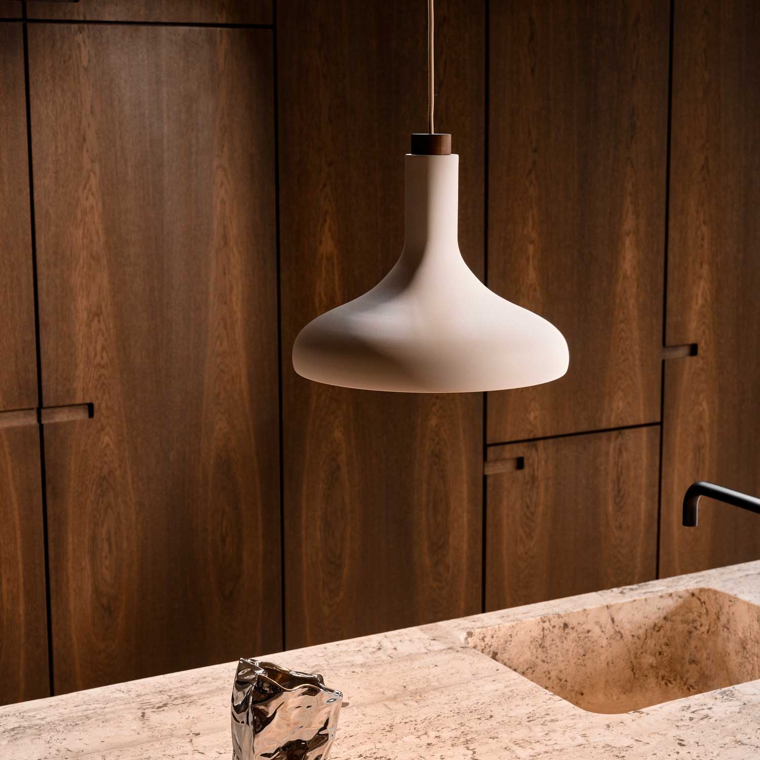 Fuji - Suspension design pour cuisine scandinave