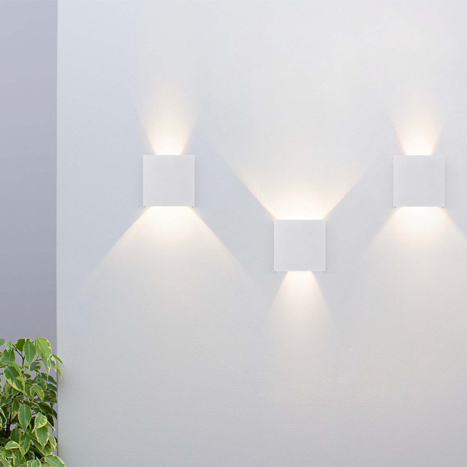 FULTON - Wall sconce cube square steel black or white design