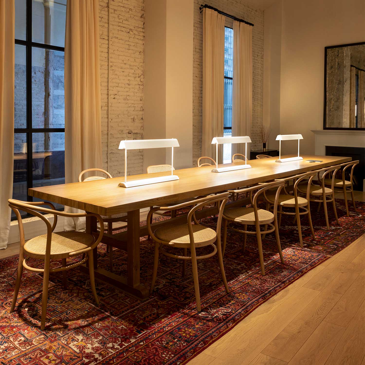 Gada - Lámpara de escritorio led diseño en acero