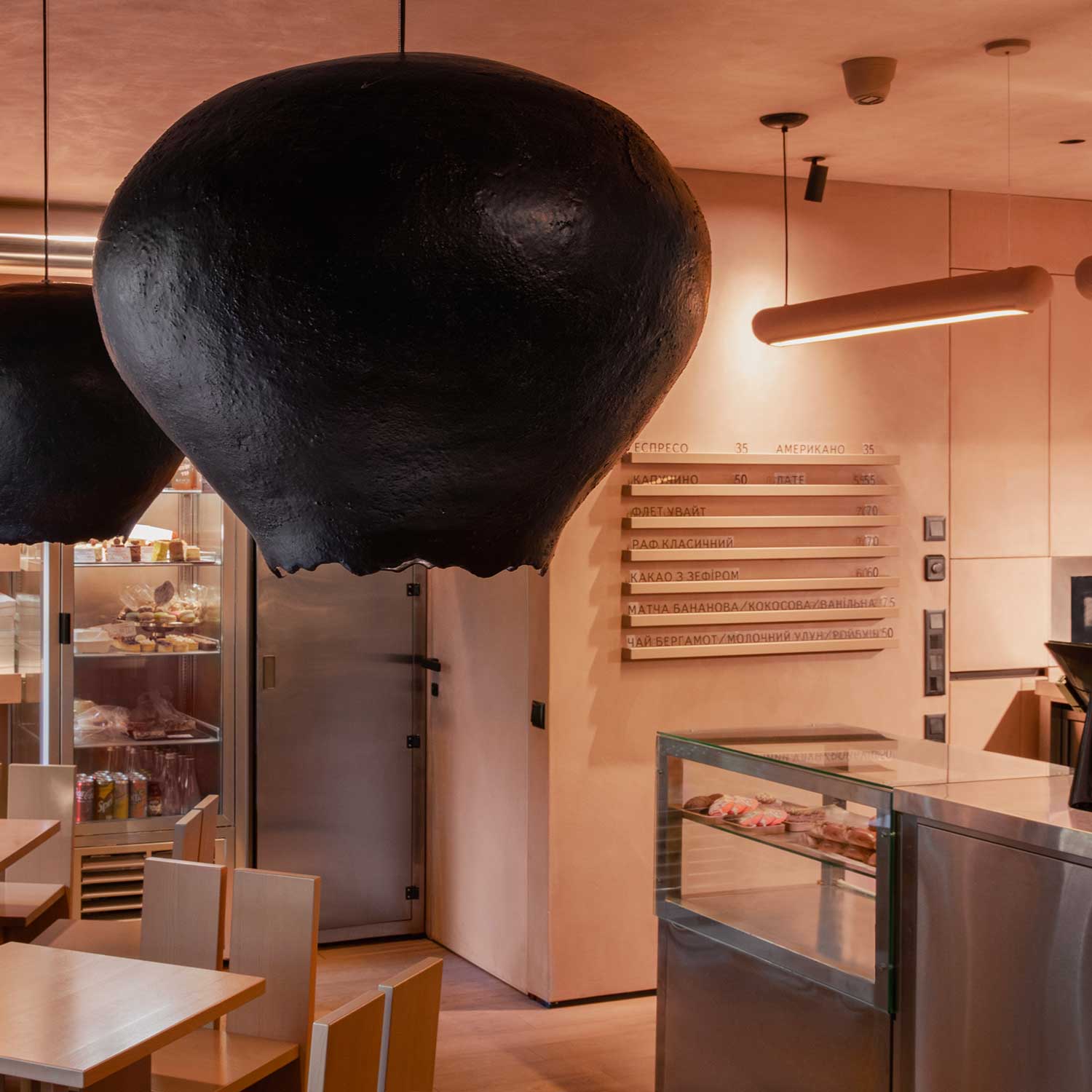 GARLIC - Suspension in raw bronze or ceramic design