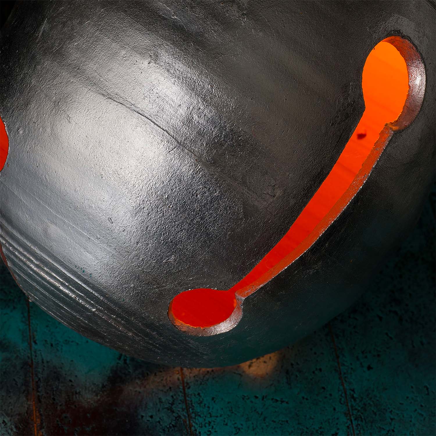 GRANNY’S - Wabi-sabi pendant light in handcrafted ceramic