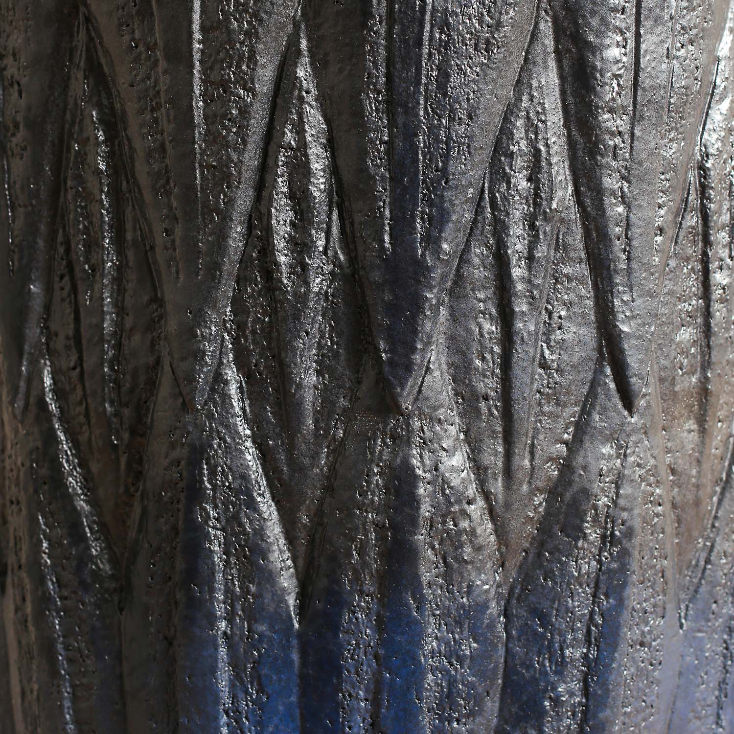 HVOIA - XXL suspension in original design ceramic