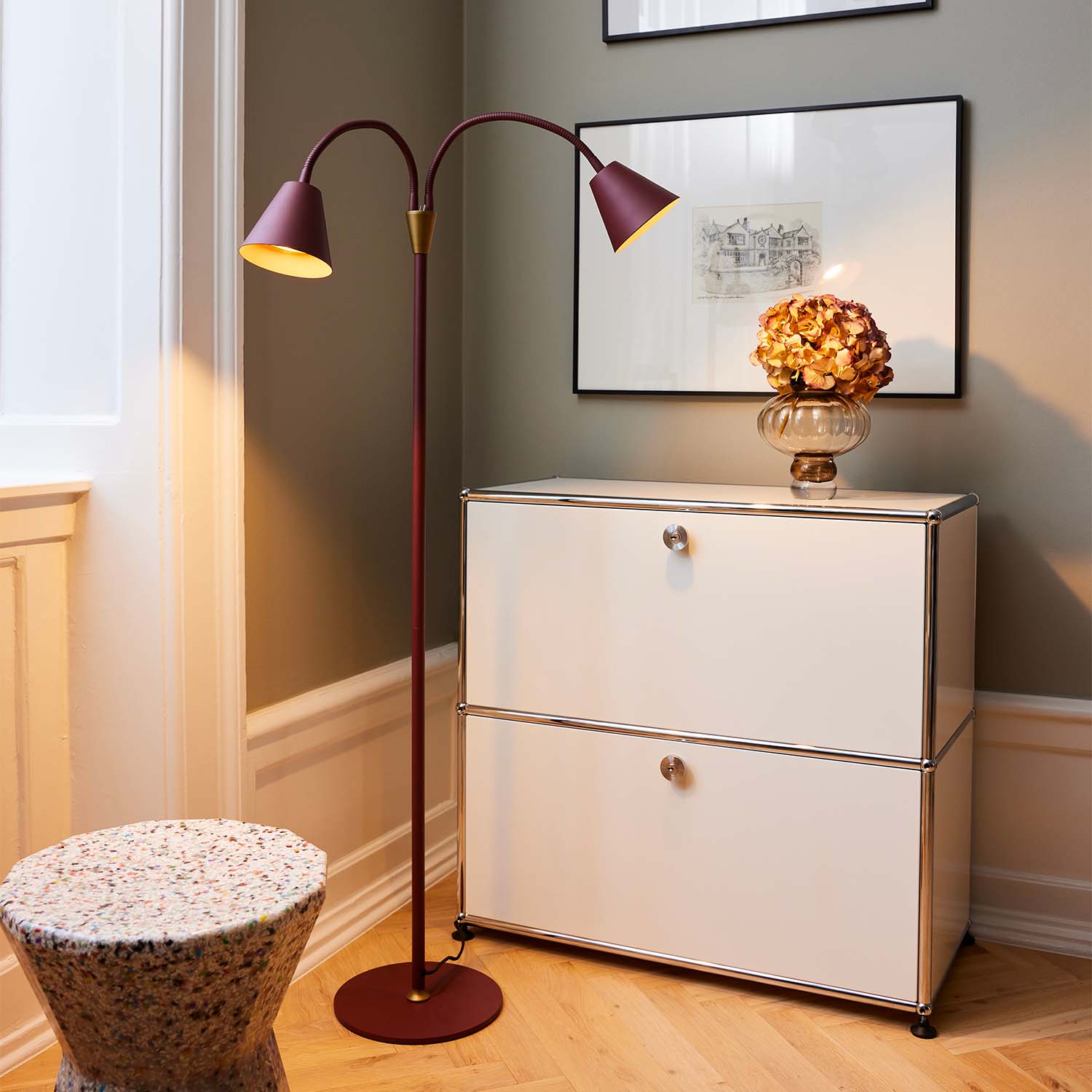 HYGGE - Stehlampe mit doppeltem Vintage-Lampenschirm