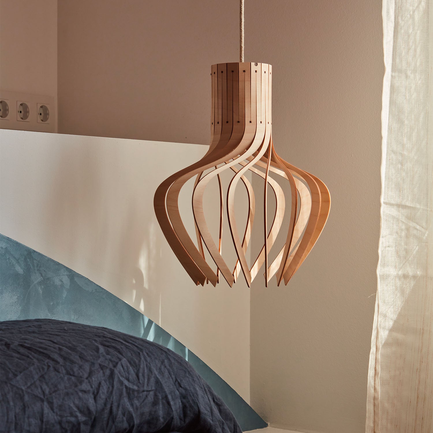 Kaputafunat - Handmade wooden design pendant light