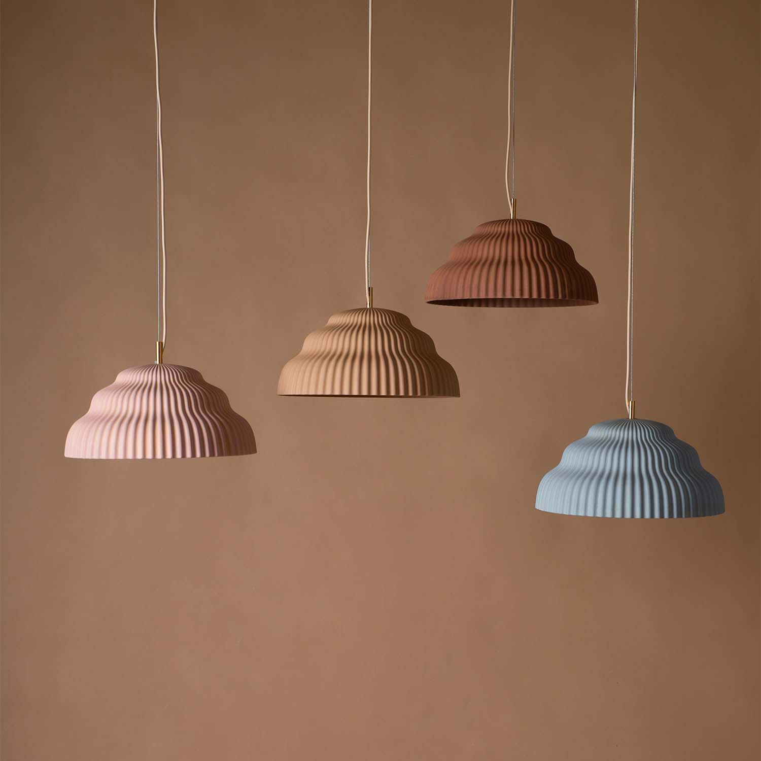 KASKAD - Suspension en céramique forme de vague