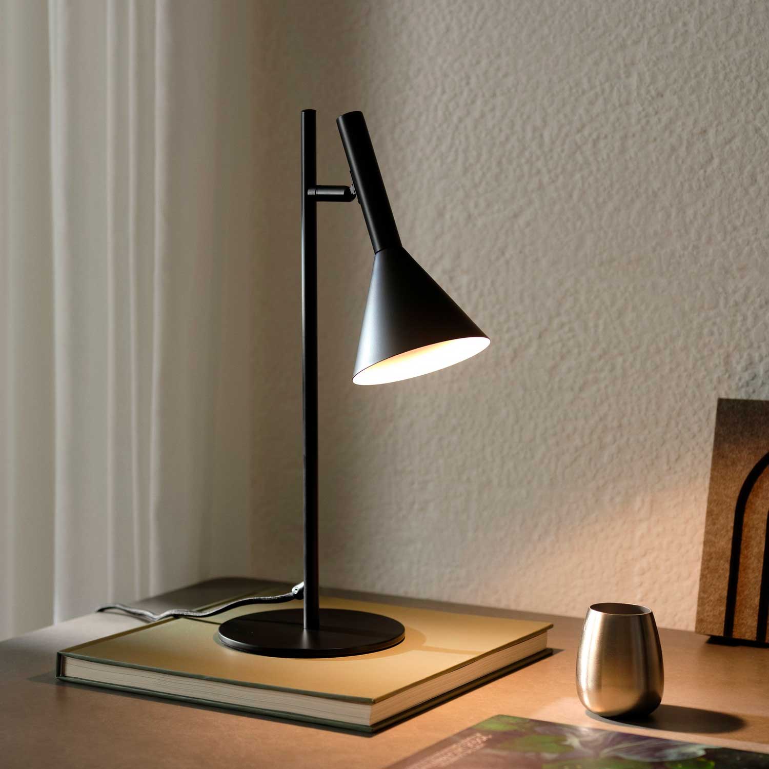 Kelvis - Lampe à poser en acier noir pour salon vintage