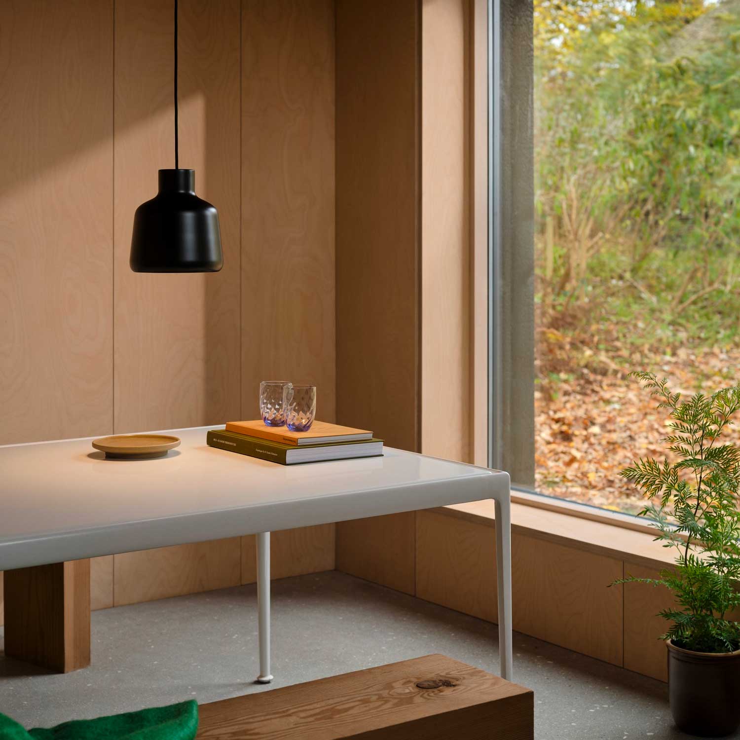 Louella - Suspension noire design pour salle à manger moderne