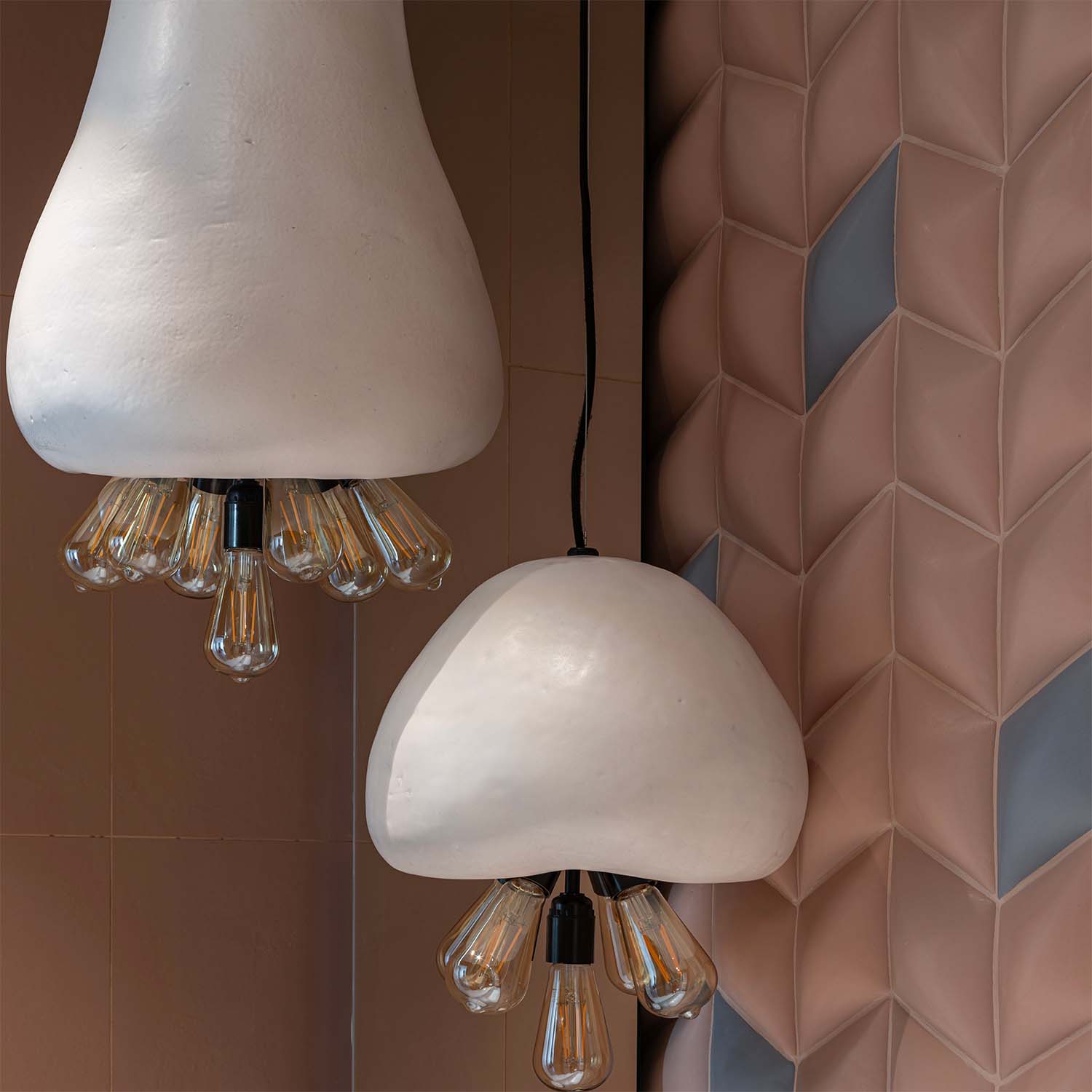 MEDUSA - Wabi-sabi chandelier with designer bulbs