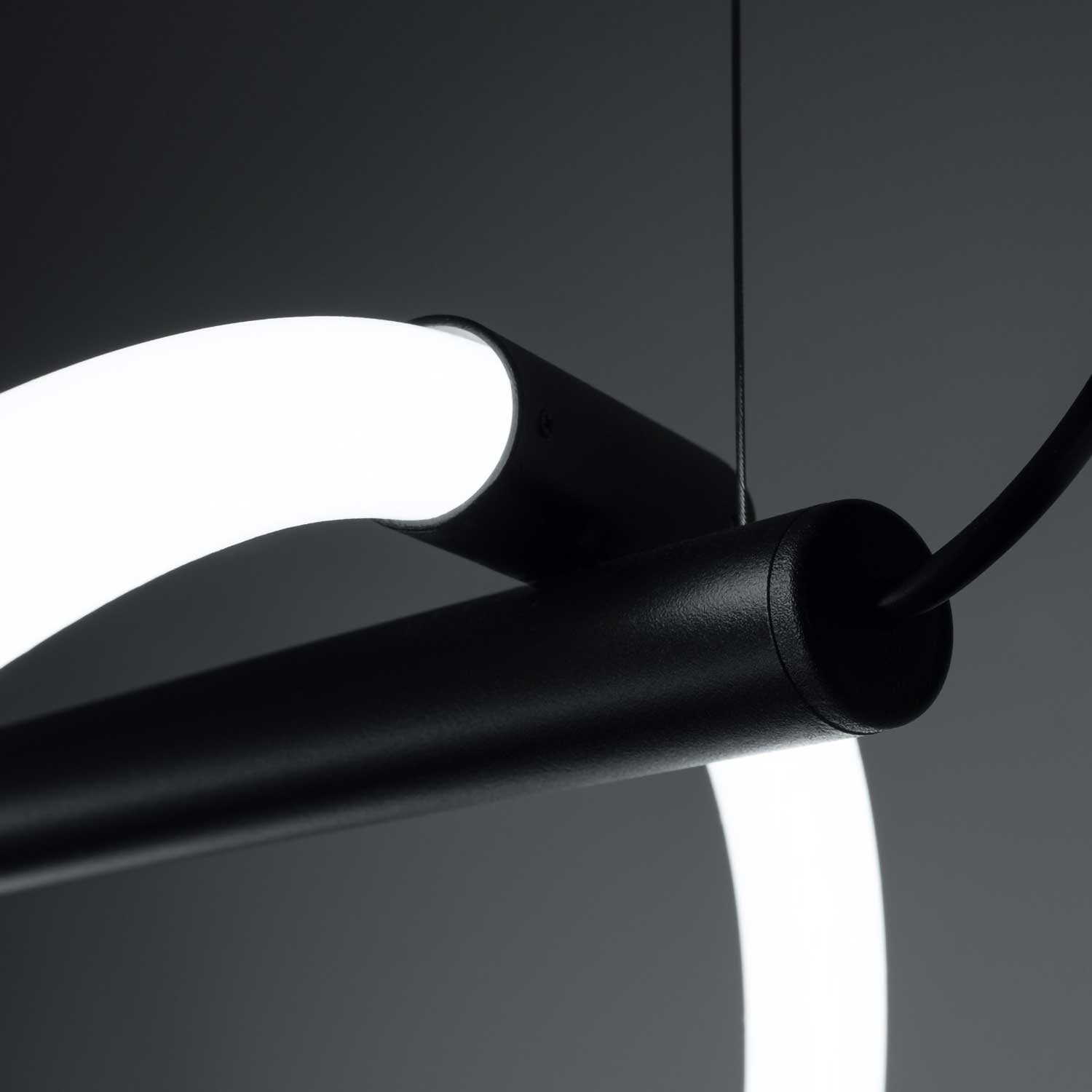Mira - Modern black steel LED tube pendant light