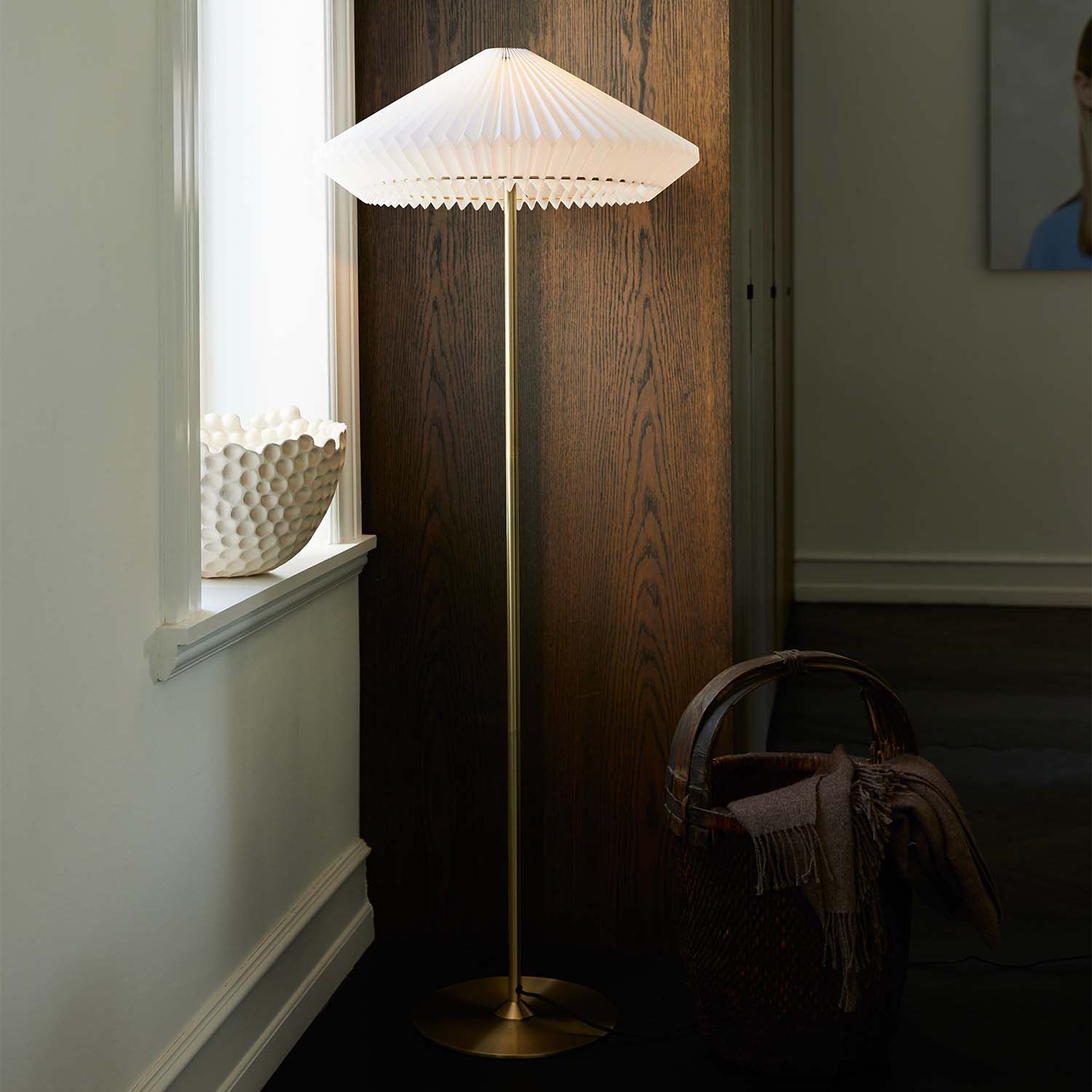 PARIS - Lampadaire vintage plissée design conique