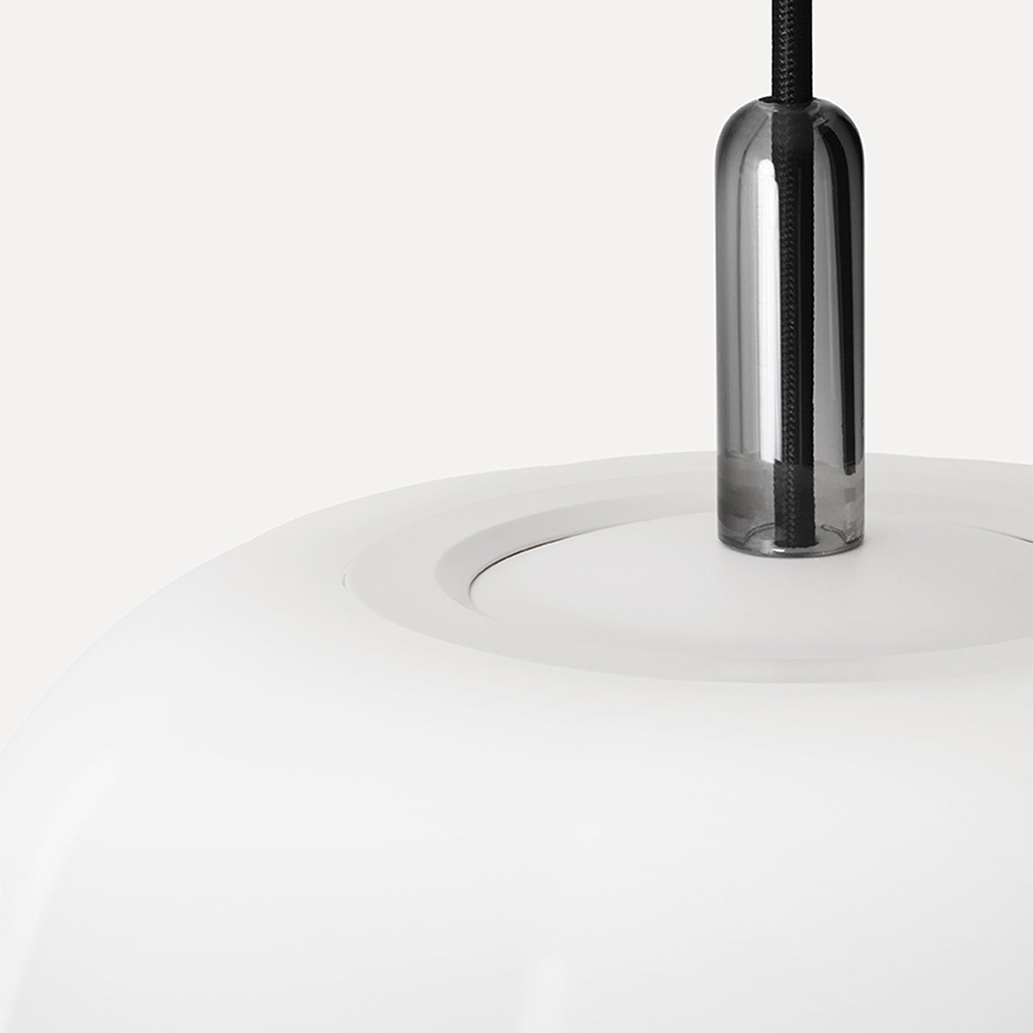 PEPO - Sospensione zucca in vetro soffiato bianco opaco