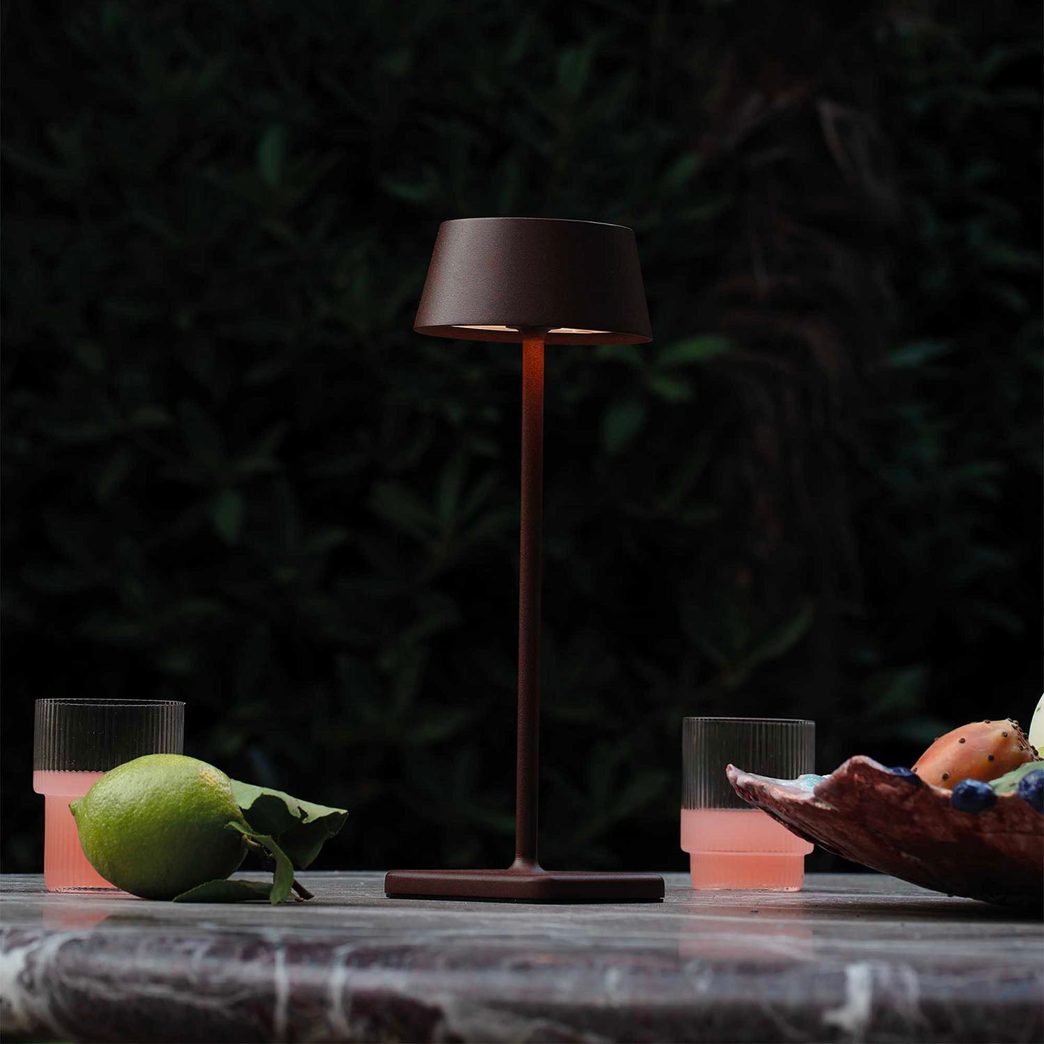 PURE - Lampe nomade design et étanche IP54