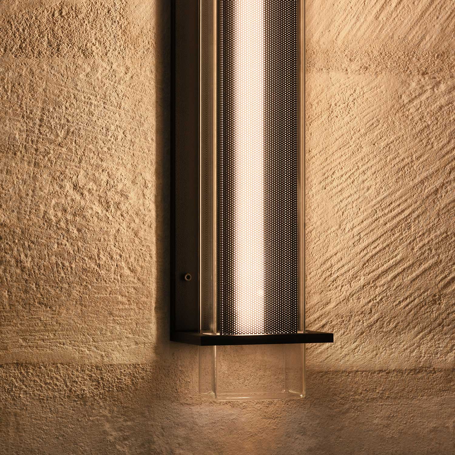 QUADRATUBE W3 - Black design LED wall sconce